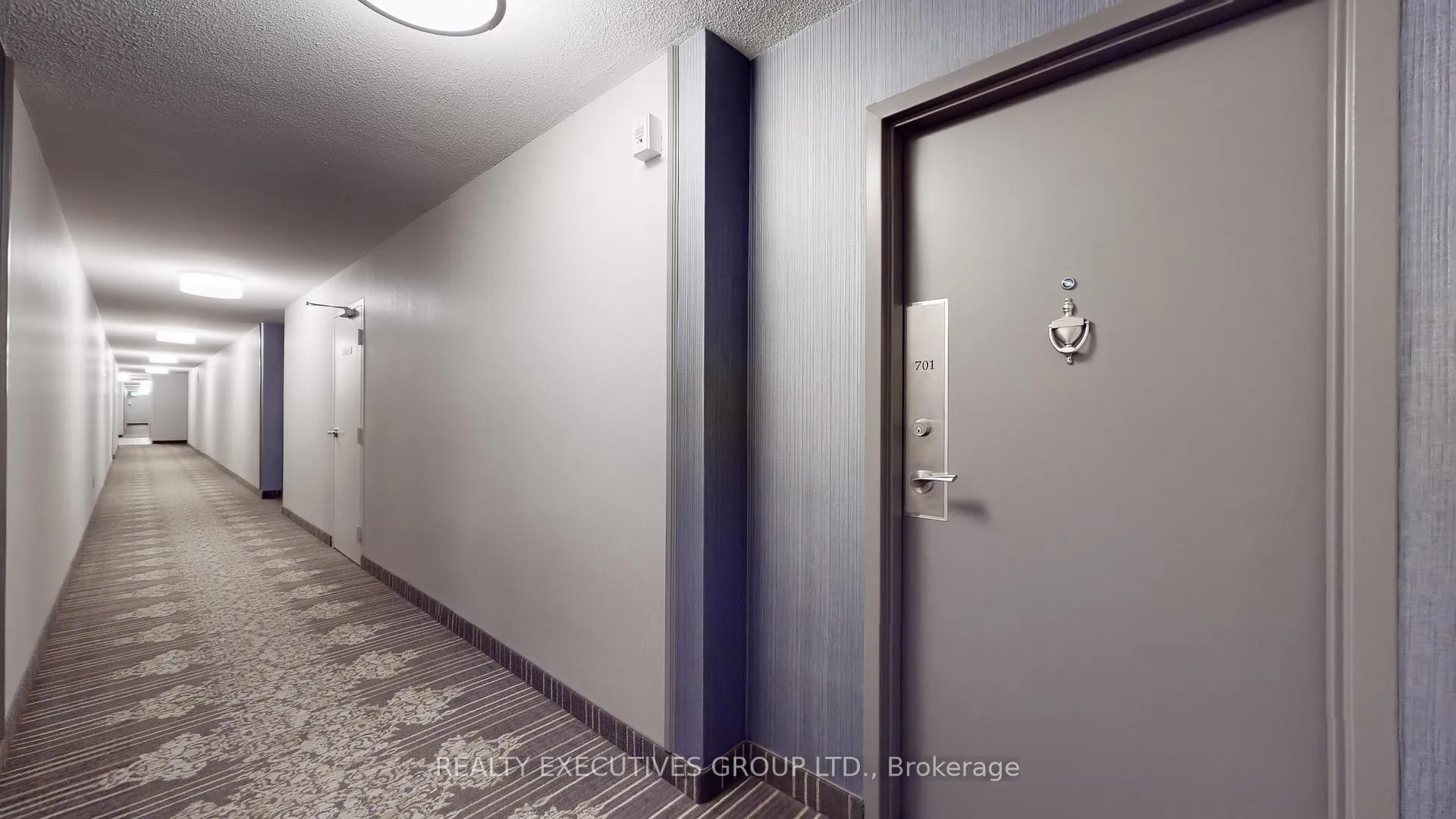 Photo 4 of Unit 701, 80 Inverlochy Boulevard, Markham, Royal Orchard — HOMEH