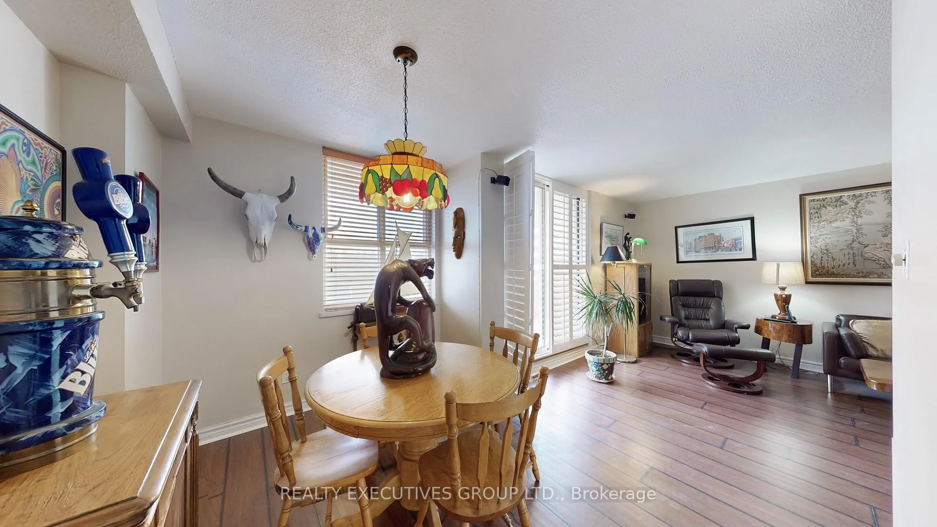 Photo 8 of Unit 701, 80 Inverlochy Boulevard, Markham, Royal Orchard — HOMEH