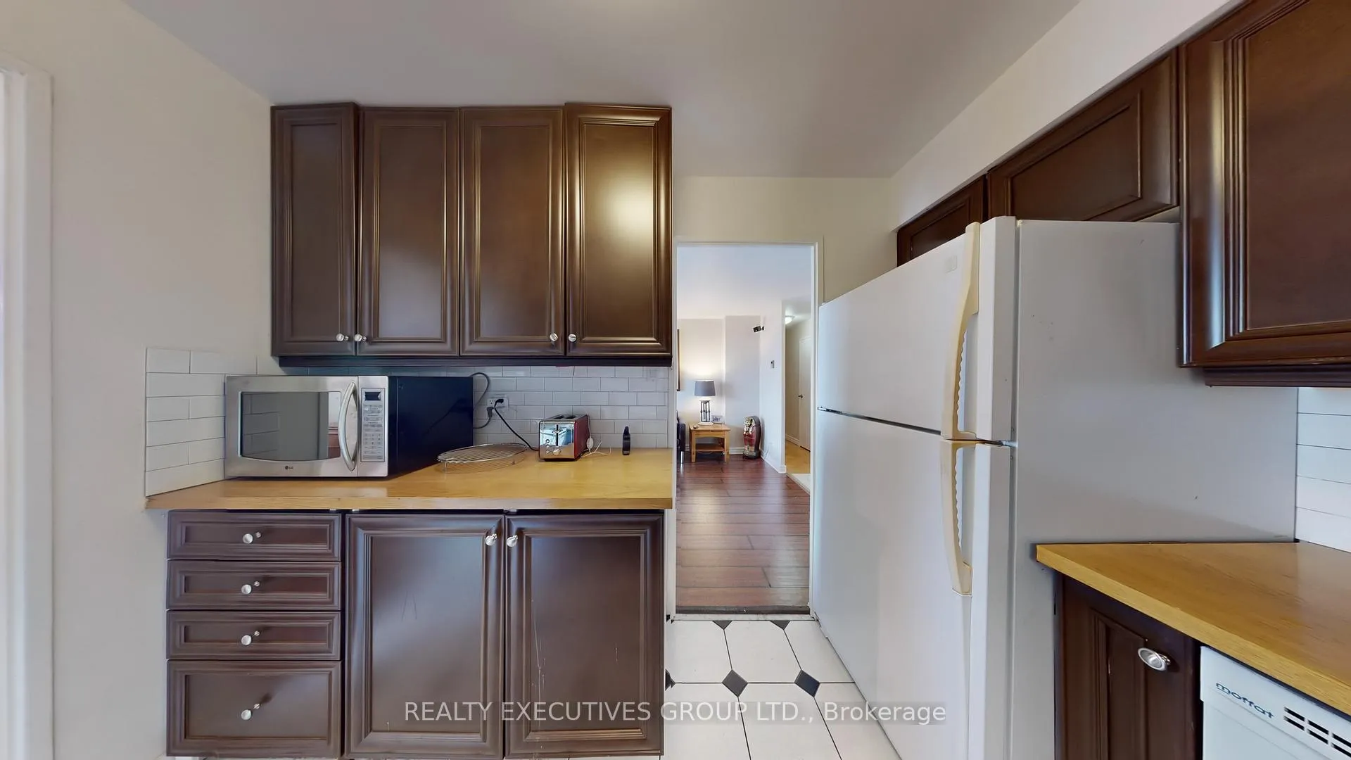 Photo 13 of Unit 701, 80 Inverlochy Boulevard, Markham, Royal Orchard — HOMEH