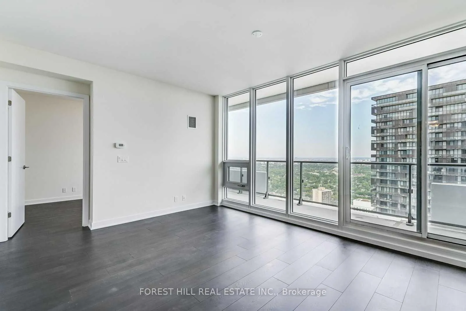 Photo 14 of Unit 5706, 2221 Yonge Street, Toronto, Mount Pleasant West — HOMEH