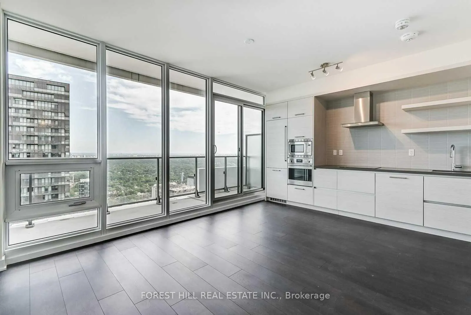 Photo 16 of Unit 5706, 2221 Yonge Street, Toronto, Mount Pleasant West — HOMEH