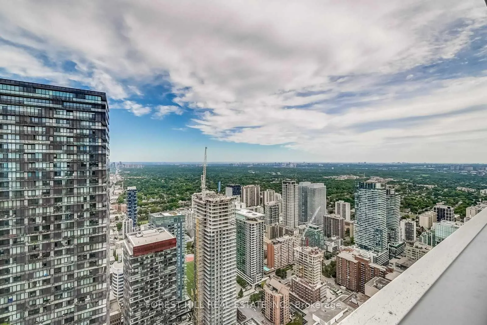 Photo 30 of Unit 5706, 2221 Yonge Street, Toronto, Mount Pleasant West — HOMEH