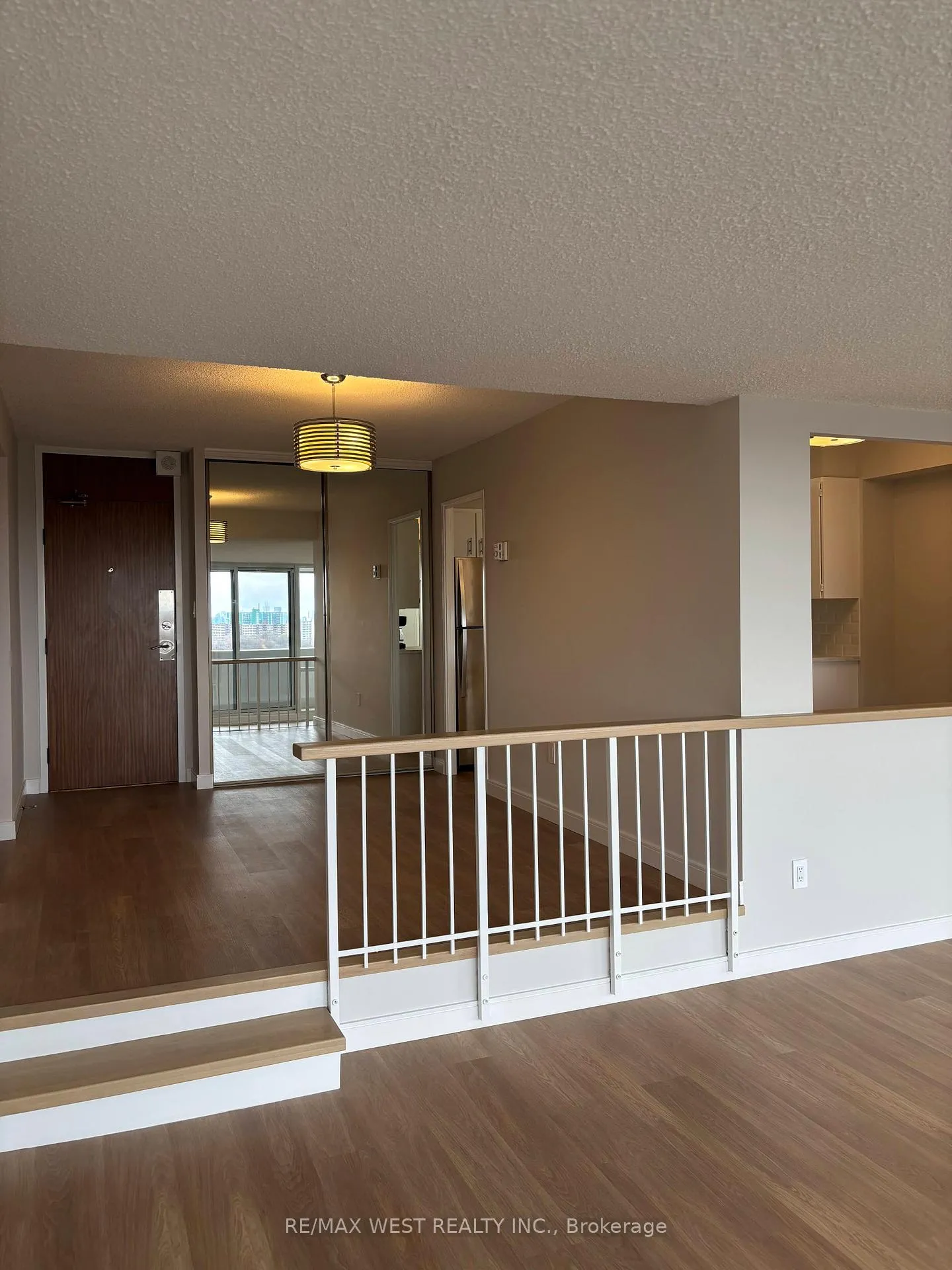 Photo 12 of Unit 1908, 260 Scarlett Road, Toronto, Rockcliffe-Smythe — HOMEH