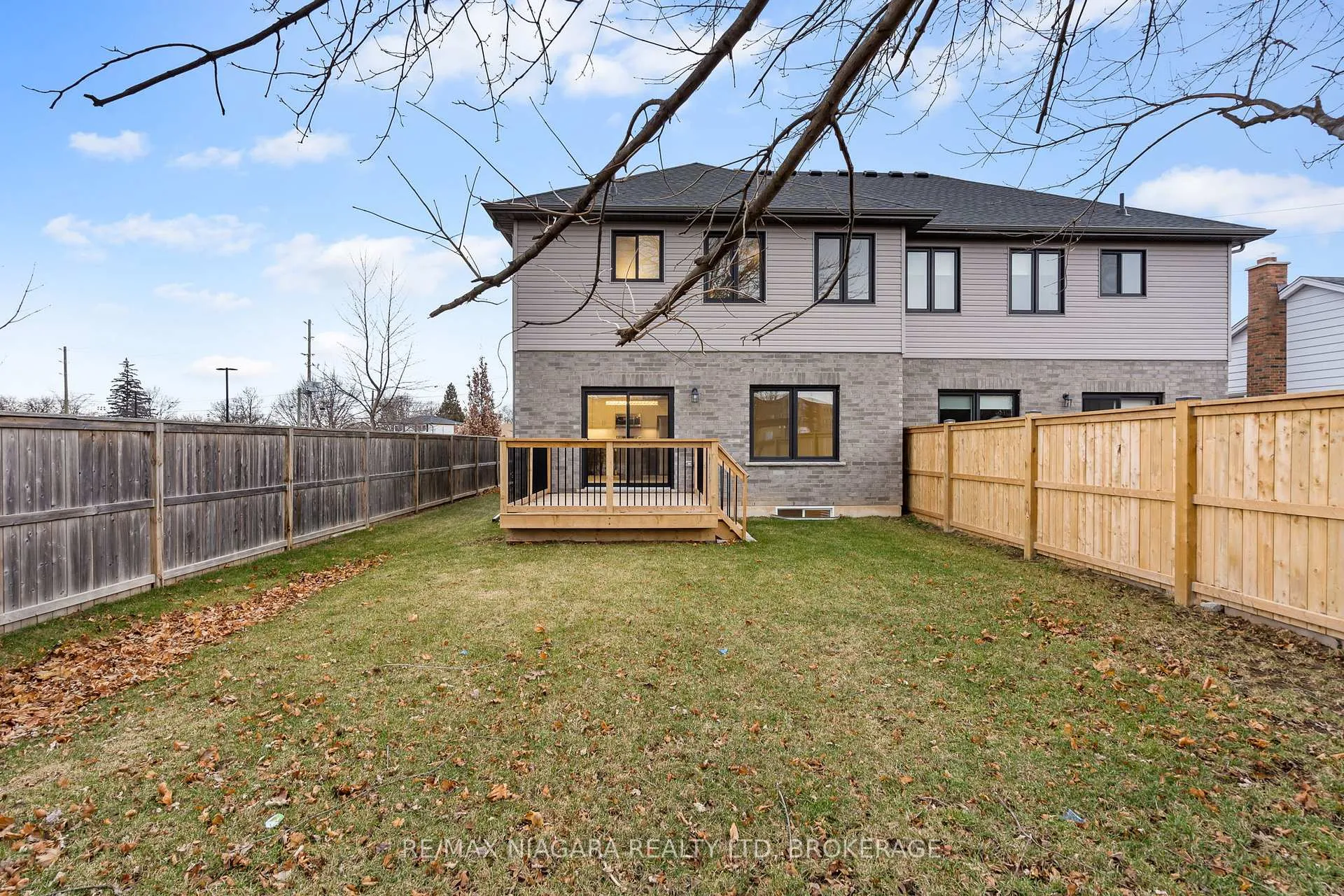 Photo 26 of Unit B, 427 Vine Street, St. Catharines, Vine/Linwell — HOMEH