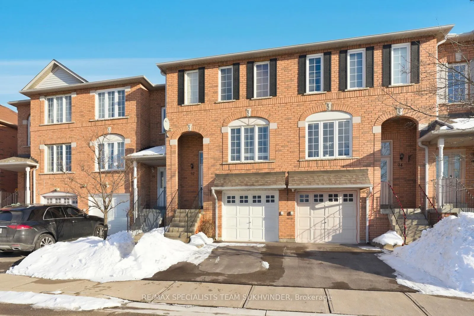Photo 5 of Unit 92, 2 Clay Brick Court, Brampton, Brampton North — HOMEH