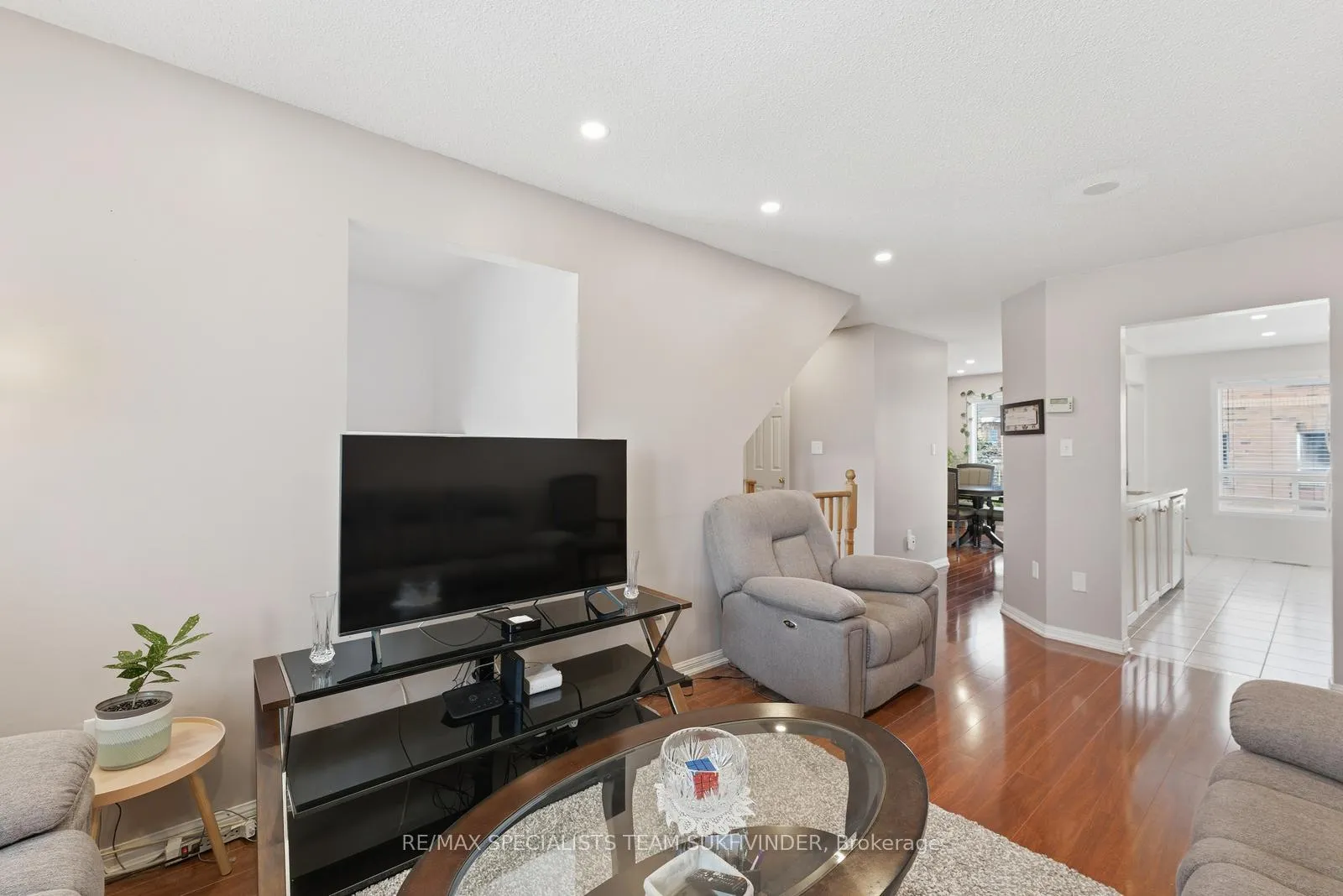 Photo 11 of Unit 92, 2 Clay Brick Court, Brampton, Brampton North — HOMEH