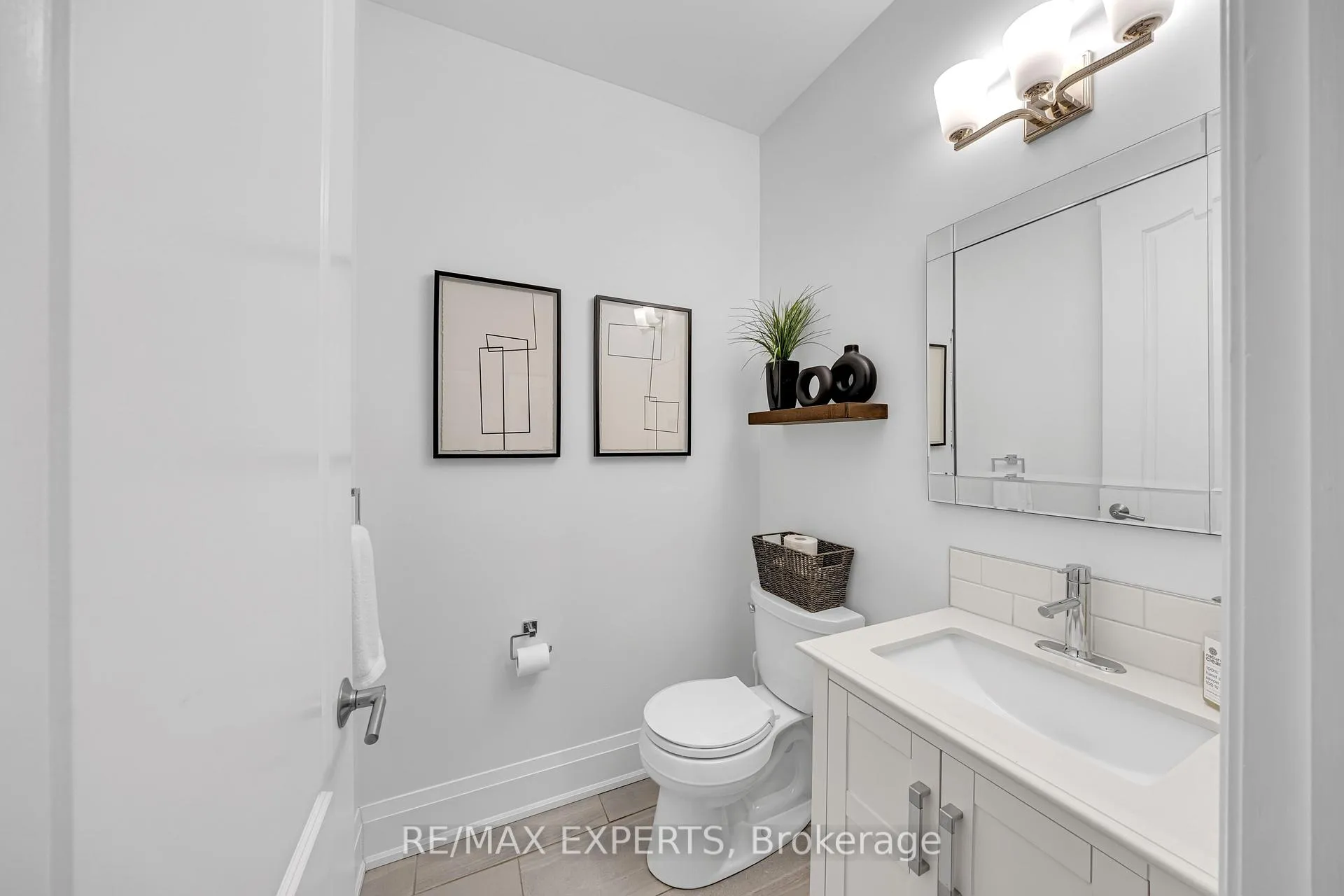 Photo 26 of 1215 Seadon Road, Springwater, Snow Valley — HOMEH