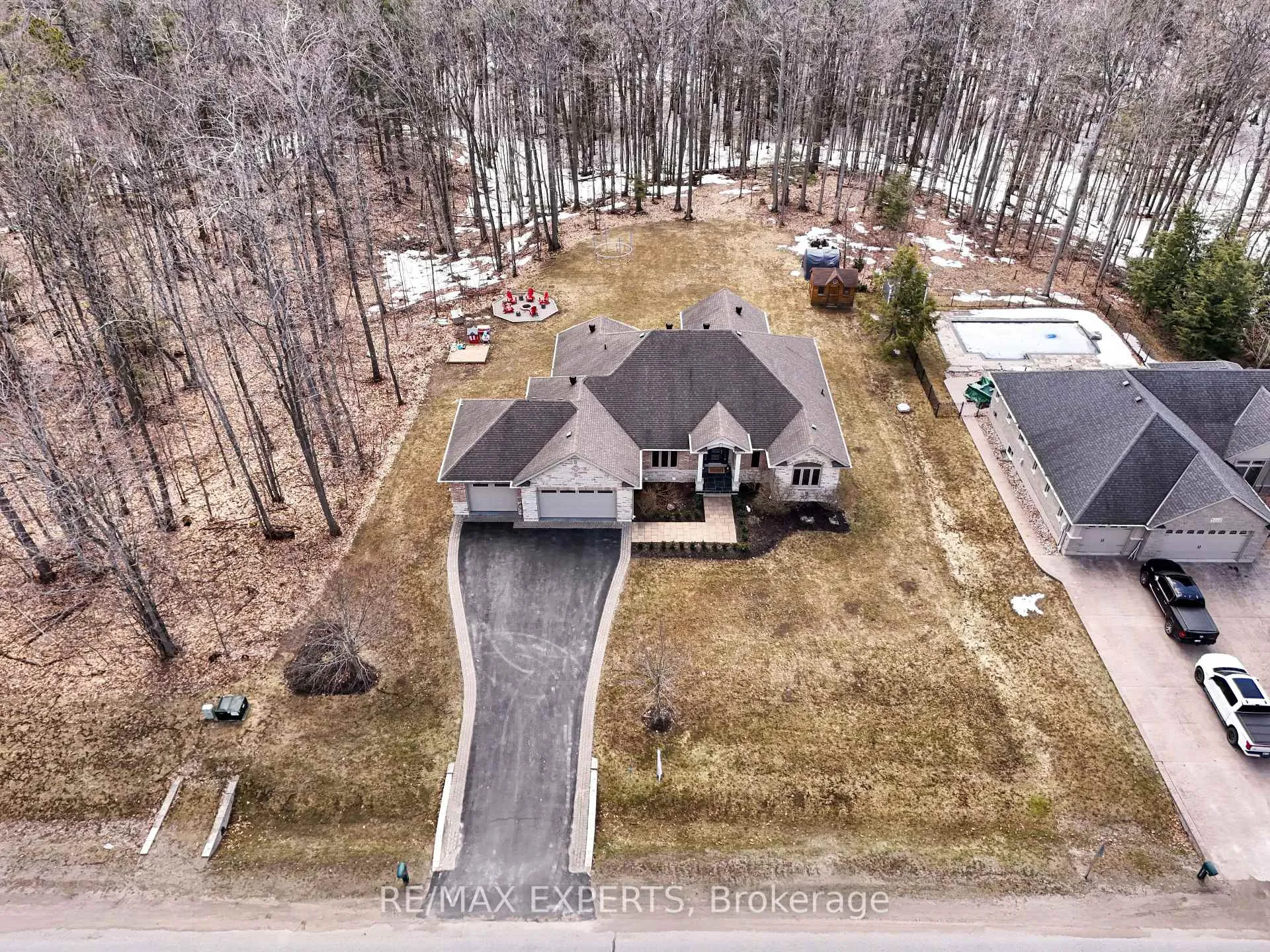 Photo 39 of 1215 Seadon Road, Springwater, Snow Valley — HOMEH