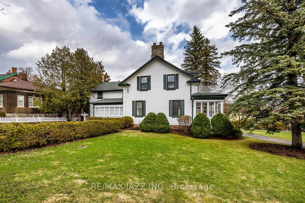 Photo 4 of 22 Francis Street, Kawartha Lakes, Lindsay — HOMEH
