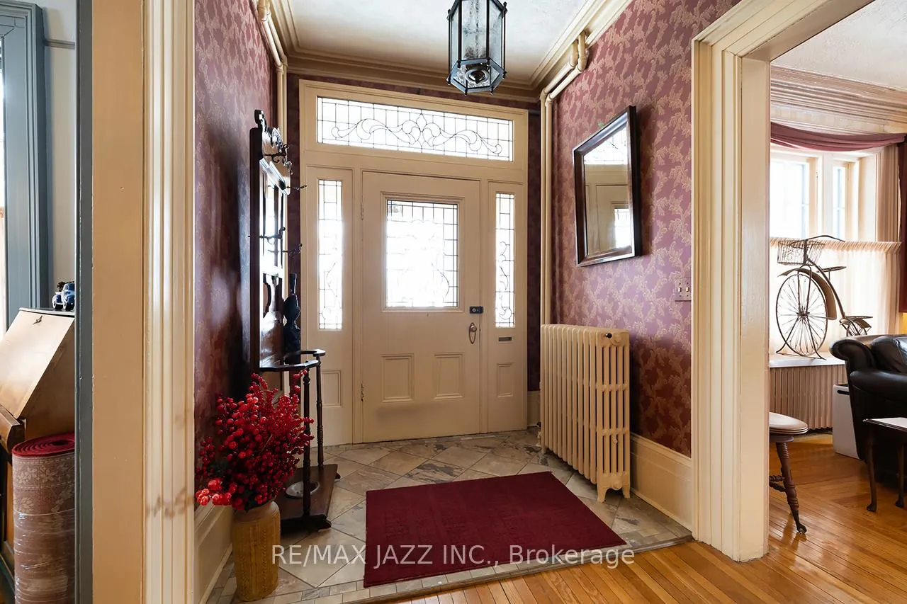 Photo 11 of 22 Francis Street, Kawartha Lakes, Lindsay — HOMEH