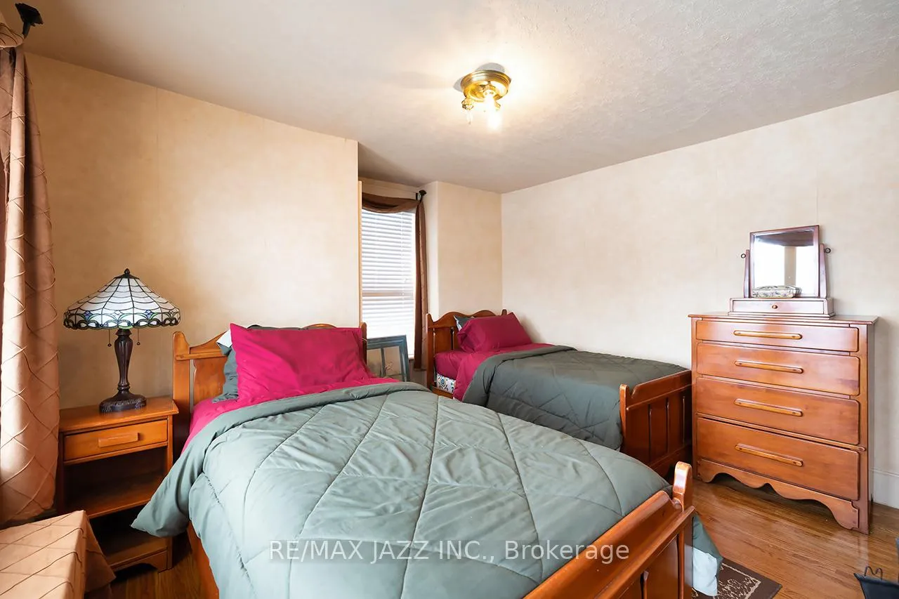 Photo 32 of 22 Francis Street, Kawartha Lakes, Lindsay — HOMEH