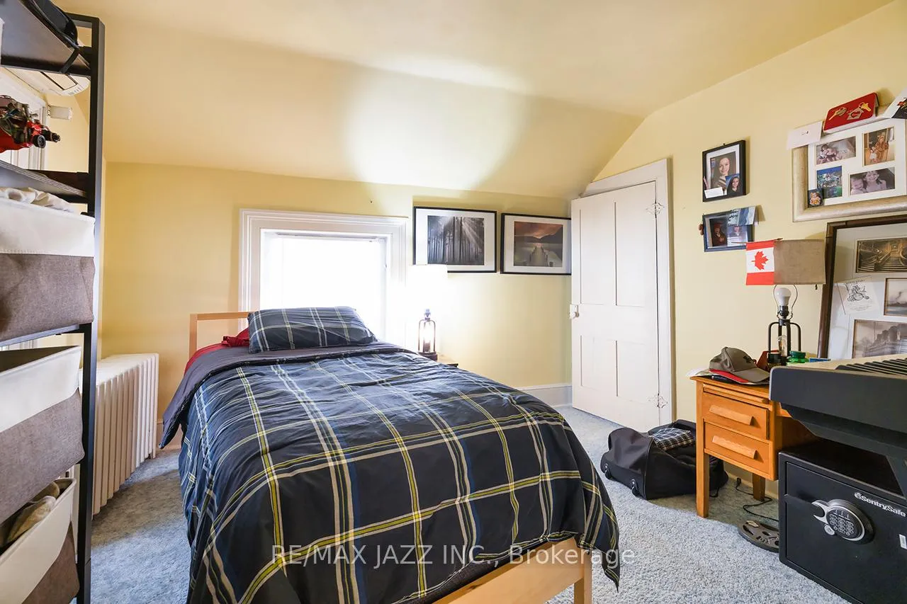 Photo 35 of 22 Francis Street, Kawartha Lakes, Lindsay — HOMEH