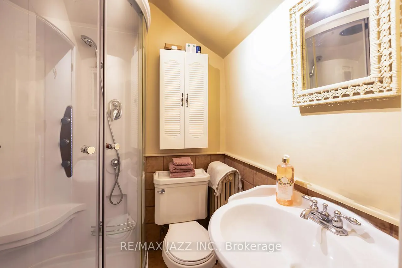 Photo 37 of 22 Francis Street, Kawartha Lakes, Lindsay — HOMEH