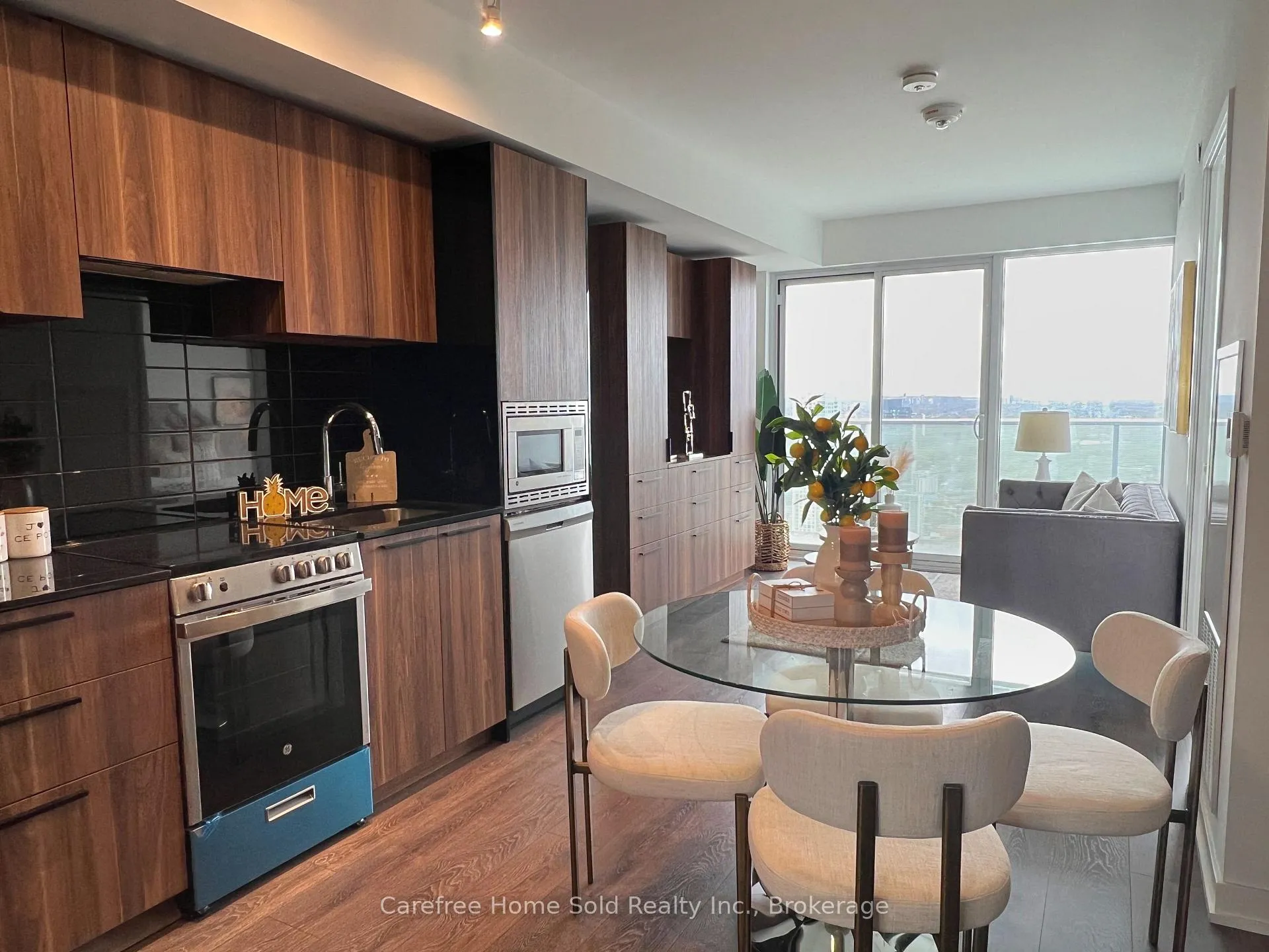 Photo 7 of Unit 4207, 501 Yonge Street, Toronto, Church-Yonge Corridor — HOMEH