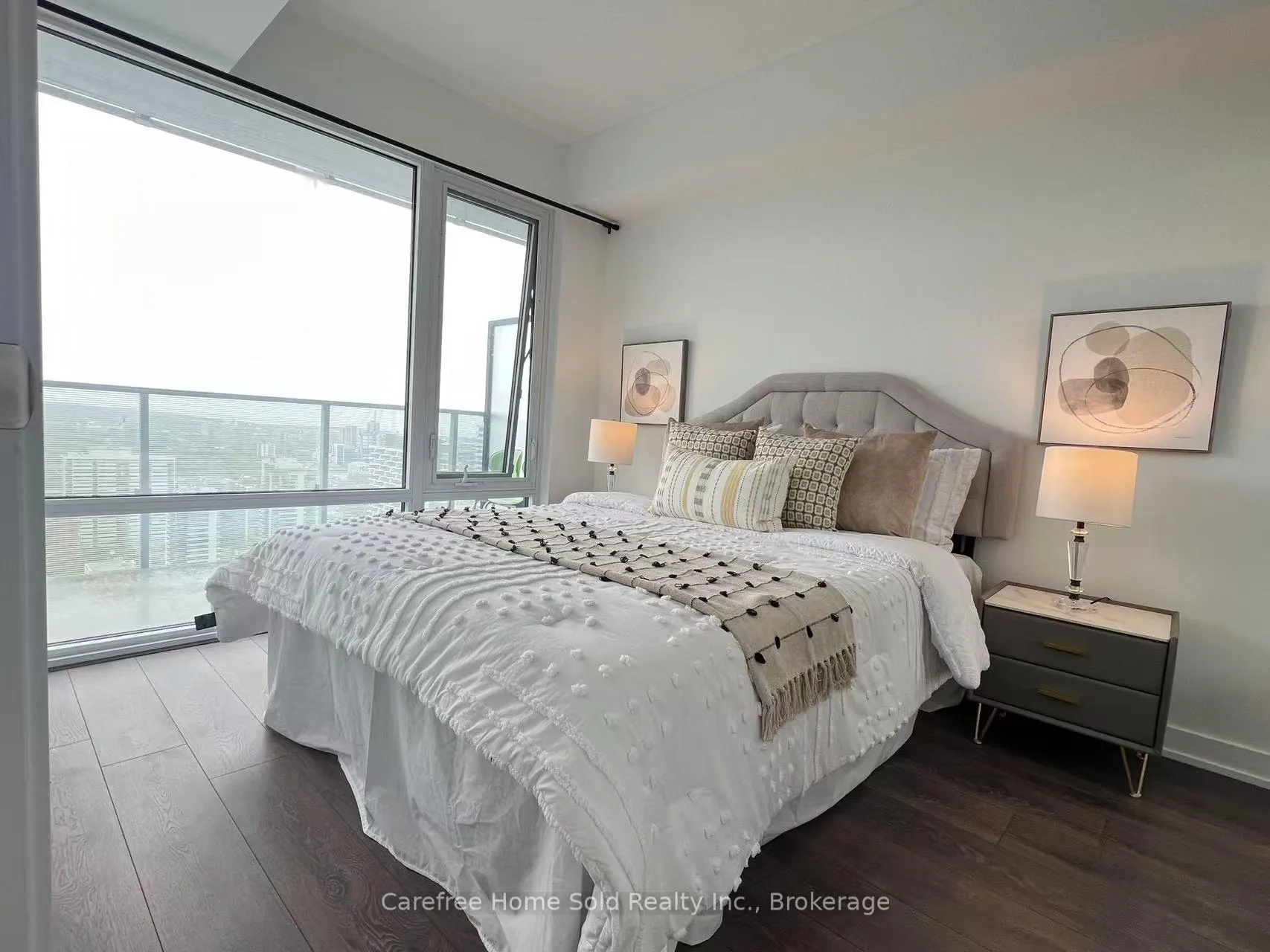 Photo 13 of Unit 4207, 501 Yonge Street, Toronto, Church-Yonge Corridor — HOMEH