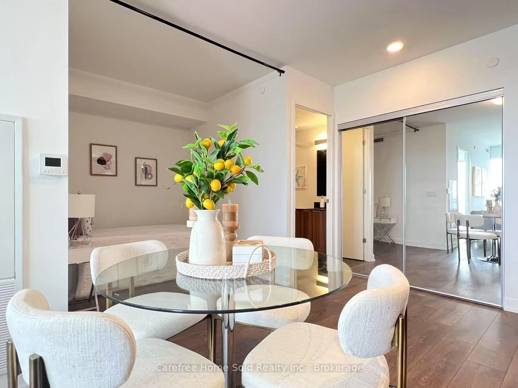 Photo 14 of Unit 4207, 501 Yonge Street, Toronto, Church-Yonge Corridor — HOMEH