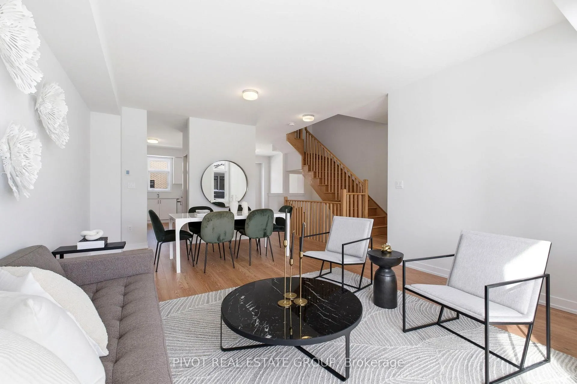 Photo 14 of 30 Danielle Moore Circle, Scarborough, Bendale — HOMEH
