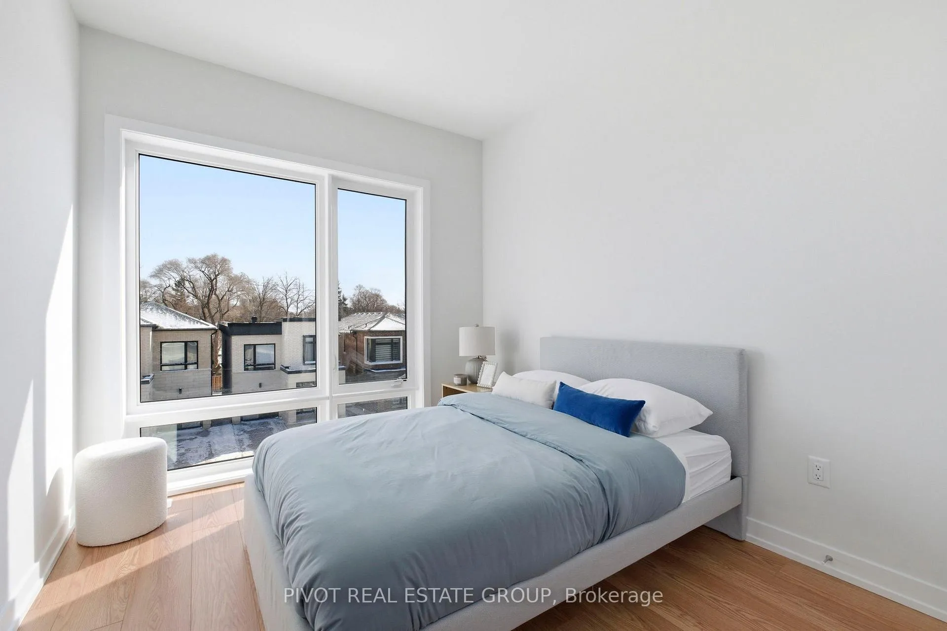 Photo 32 of 30 Danielle Moore Circle, Scarborough, Bendale — HOMEH