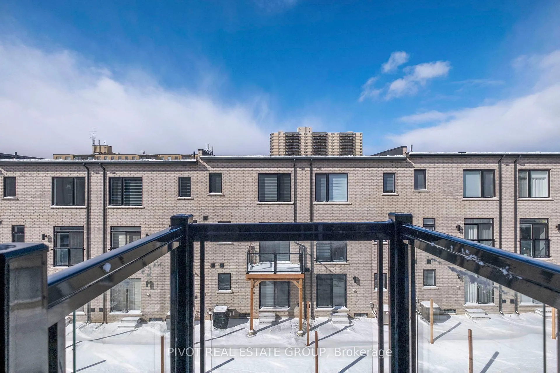 Photo 35 of 30 Danielle Moore Circle, Scarborough, Bendale — HOMEH