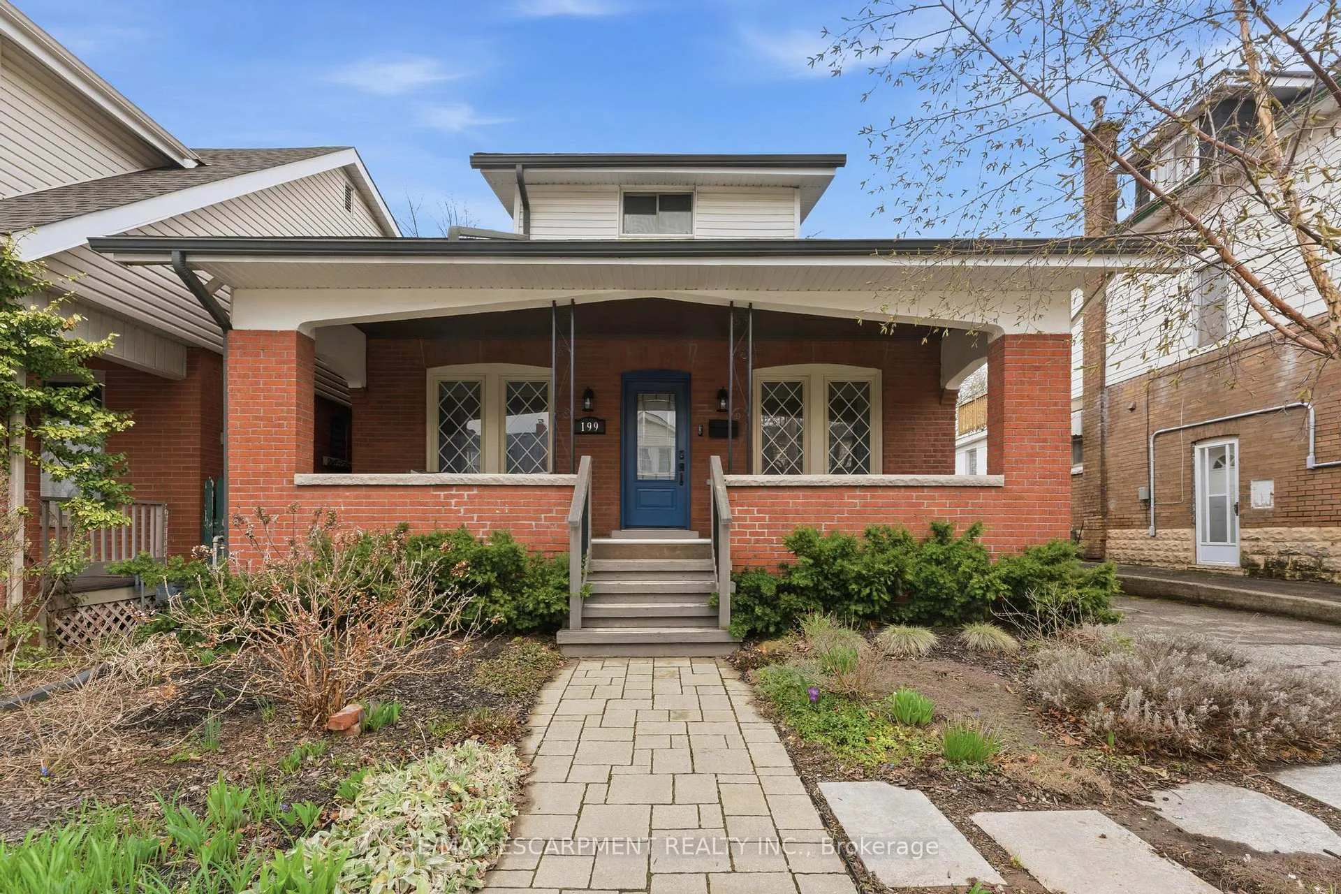 Photo 1 of 199 Kensington Avenue S, Hamilton, Delta — HOMEH