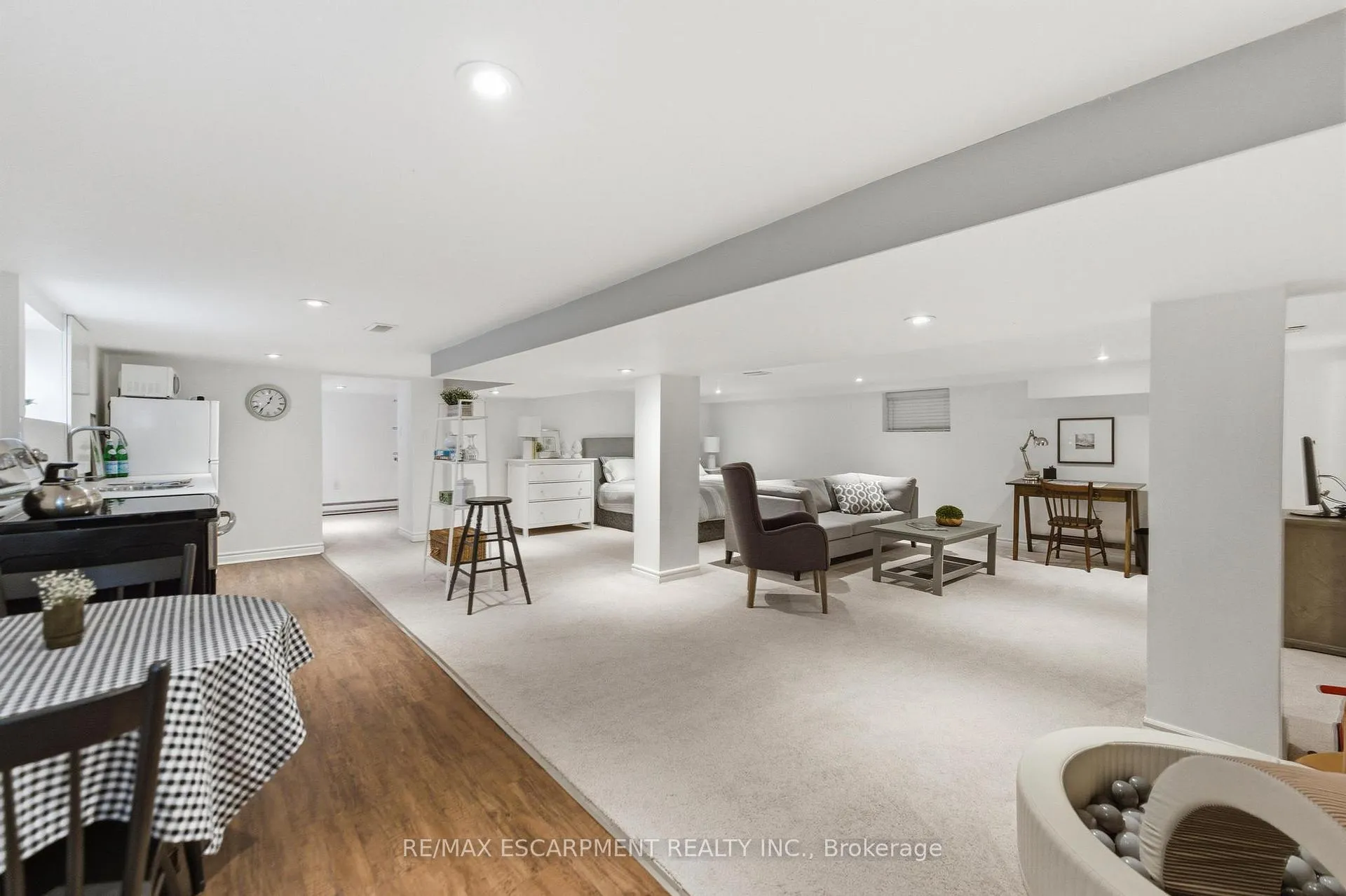 Photo 29 of 199 Kensington Avenue S, Hamilton, Delta — HOMEH