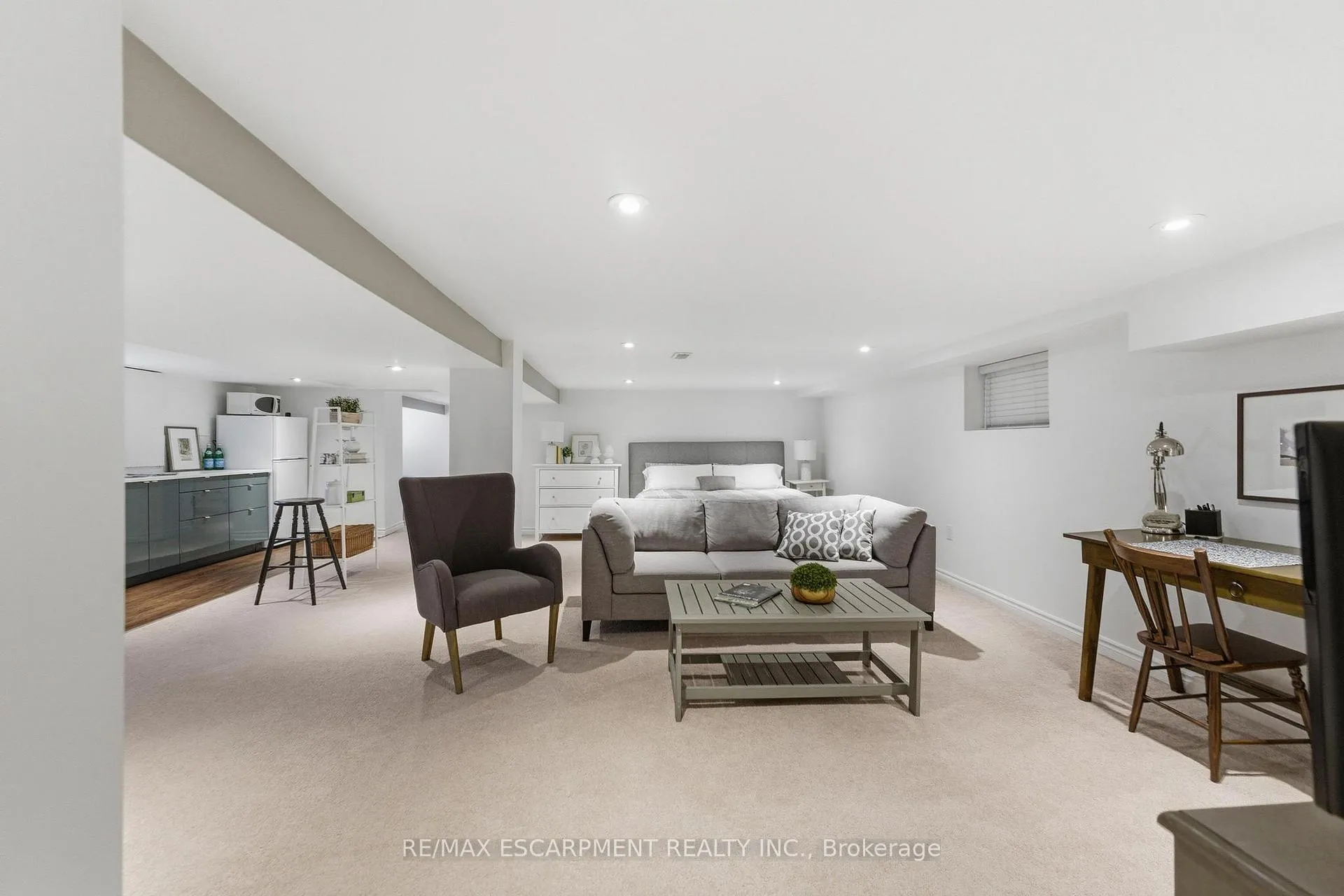 Photo 30 of 199 Kensington Avenue S, Hamilton, Delta — HOMEH