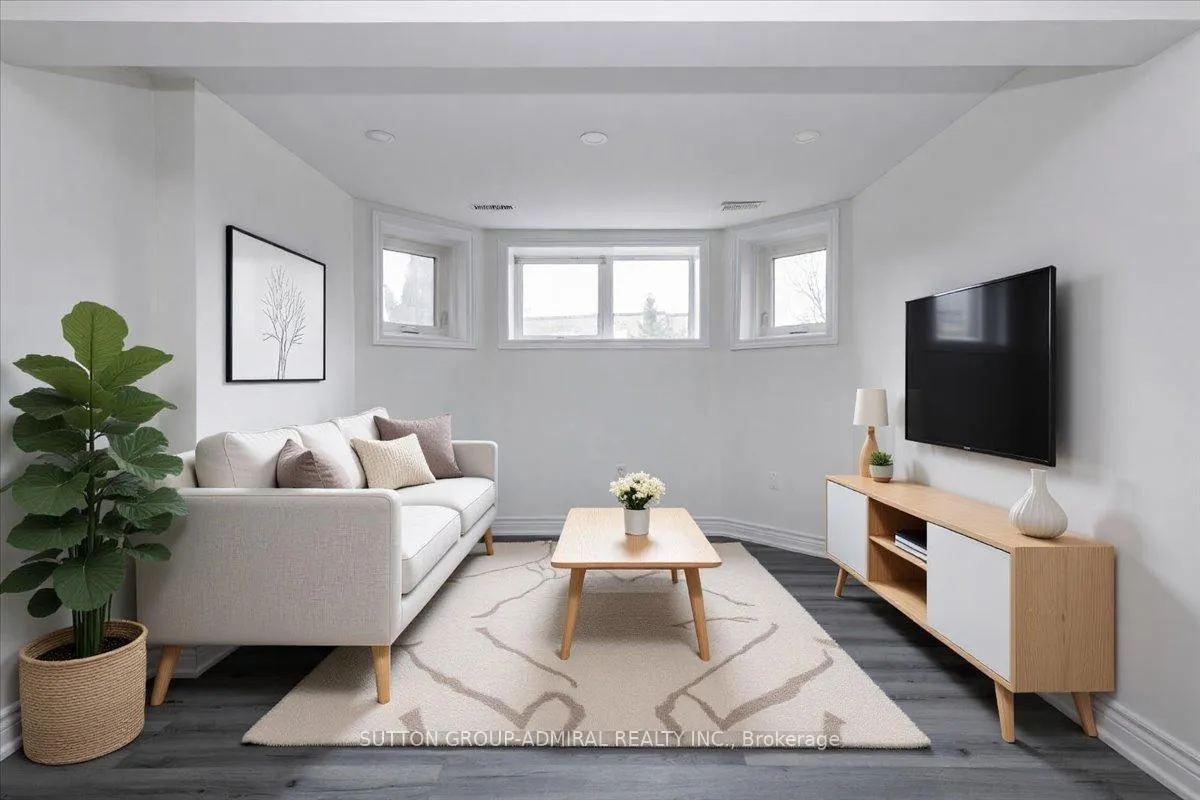 Photo 4 of 104 Marsellus Drive, Barrie, Holly — HOMEH