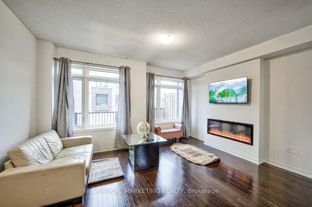 Photo 1 of Unit Entire, 15 Coppini Lane, Ajax, South East — HOMEH