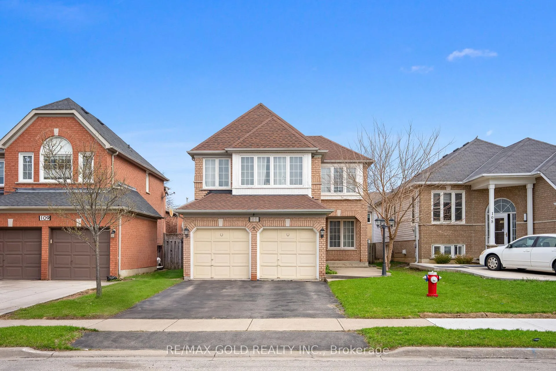 Photo 1 of 107 Seclusion Crescent, Brampton, Sandringham-Wellington — HOMEH