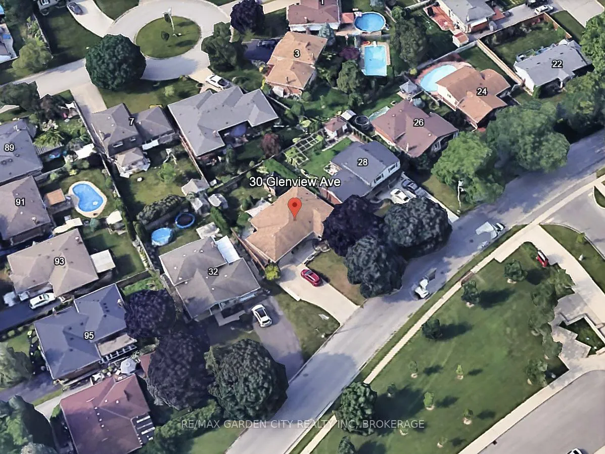 Photo 44 of 30 Glenview Avenue, St. Catharines, Vine/Linwell — HOMEH