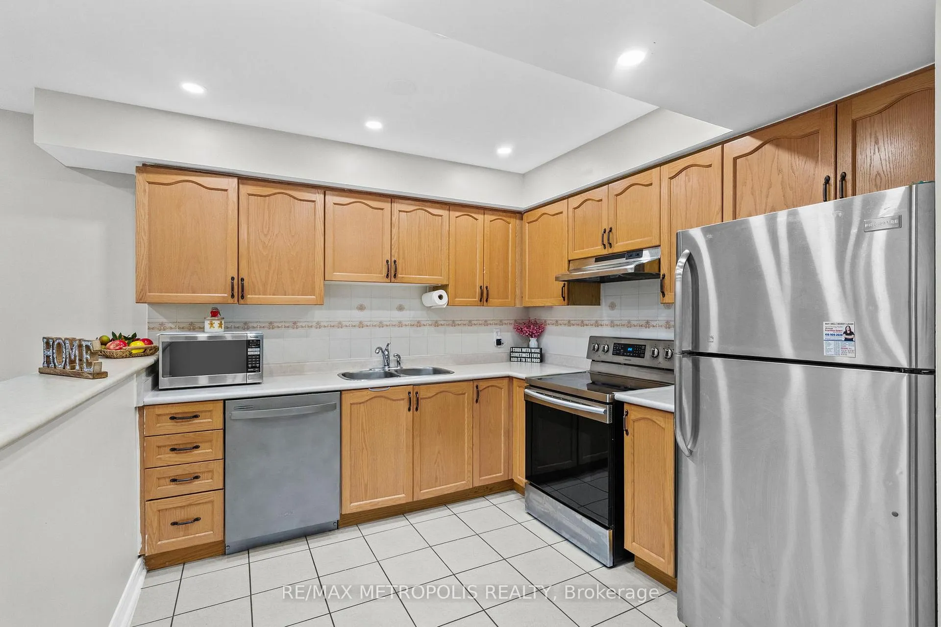 Photo 6 of Unit 59, 200 Cresthaven Road, Brampton, Snelgrove — HOMEH