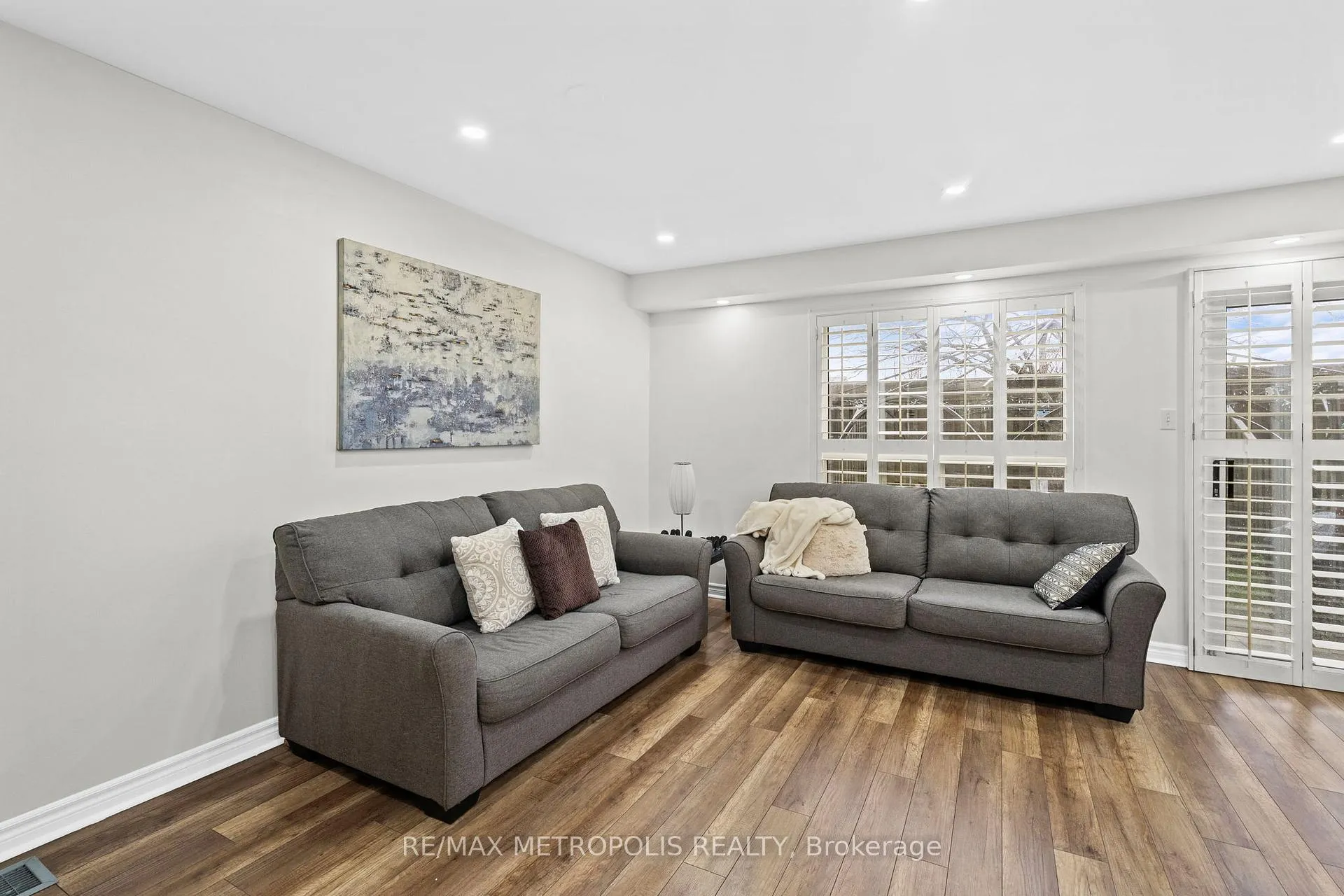Photo 10 of Unit 59, 200 Cresthaven Road, Brampton, Snelgrove — HOMEH