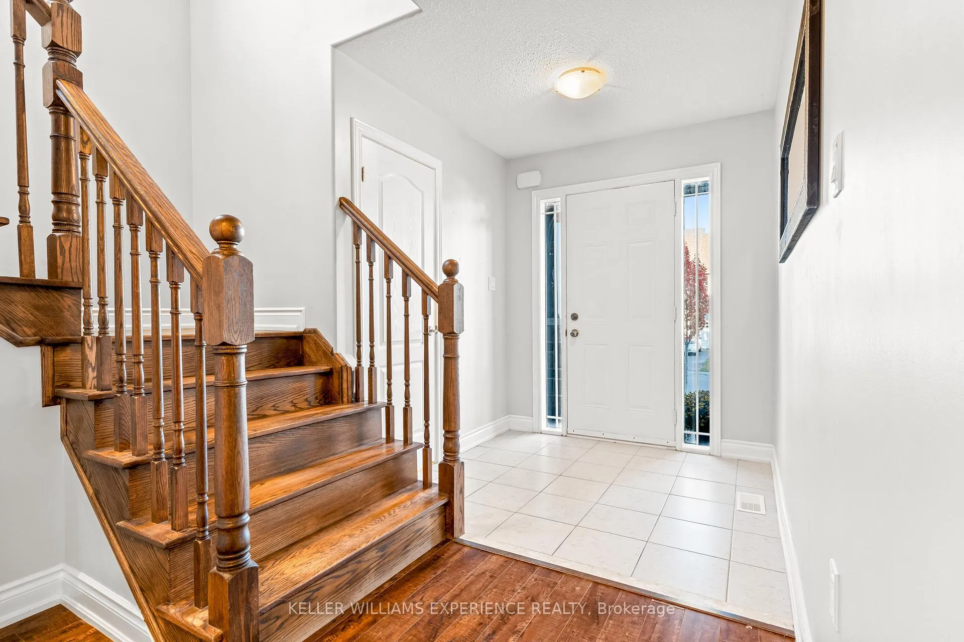 Photo 2 of 3086 Emperor Drive, Orillia — HOMEH