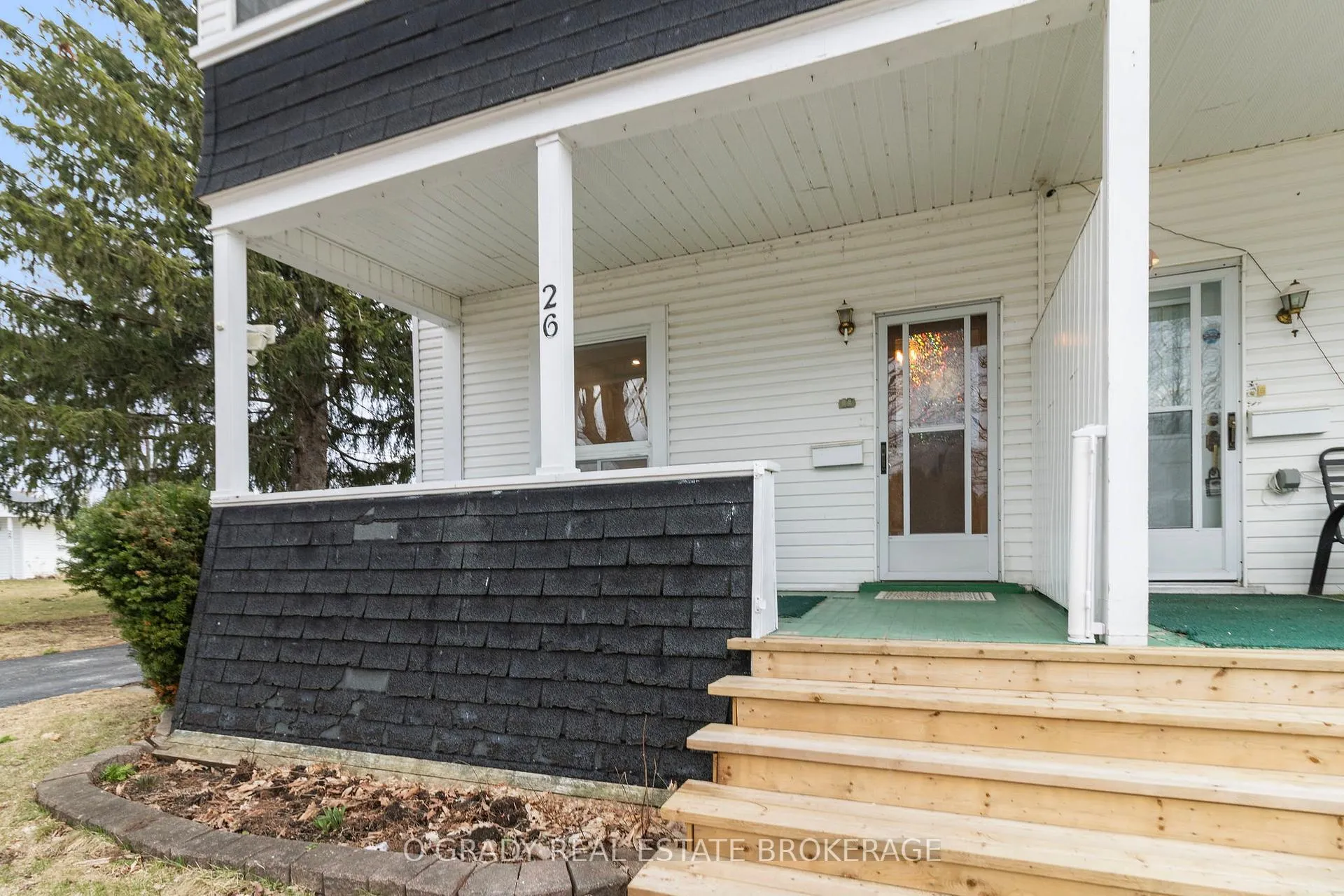 Photo 10 of 26 Brouse Drive E, South Dundas, Iroquois — HOMEH