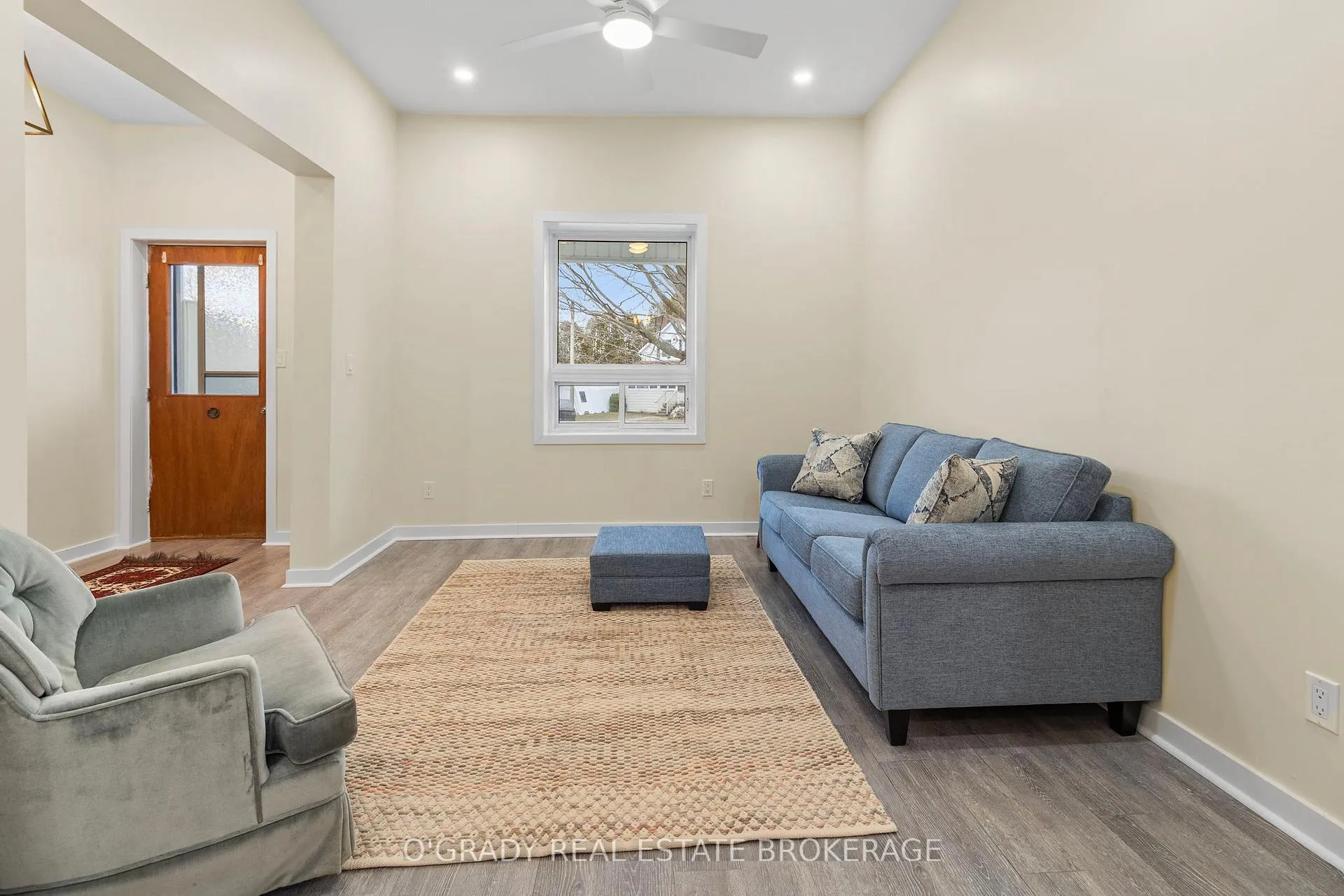 Photo 16 of 26 Brouse Drive E, South Dundas, Iroquois — HOMEH