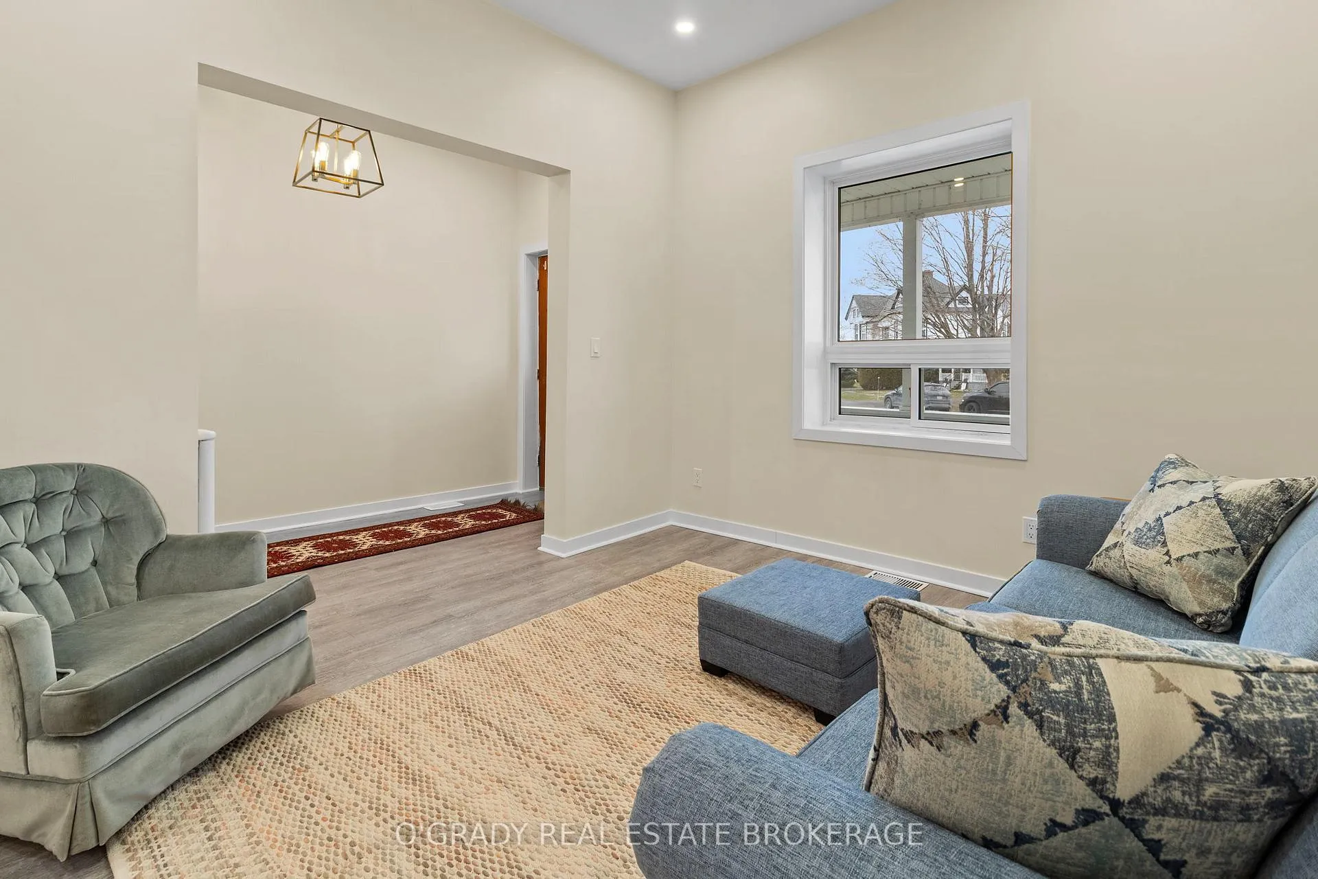 Photo 17 of 26 Brouse Drive E, South Dundas, Iroquois — HOMEH