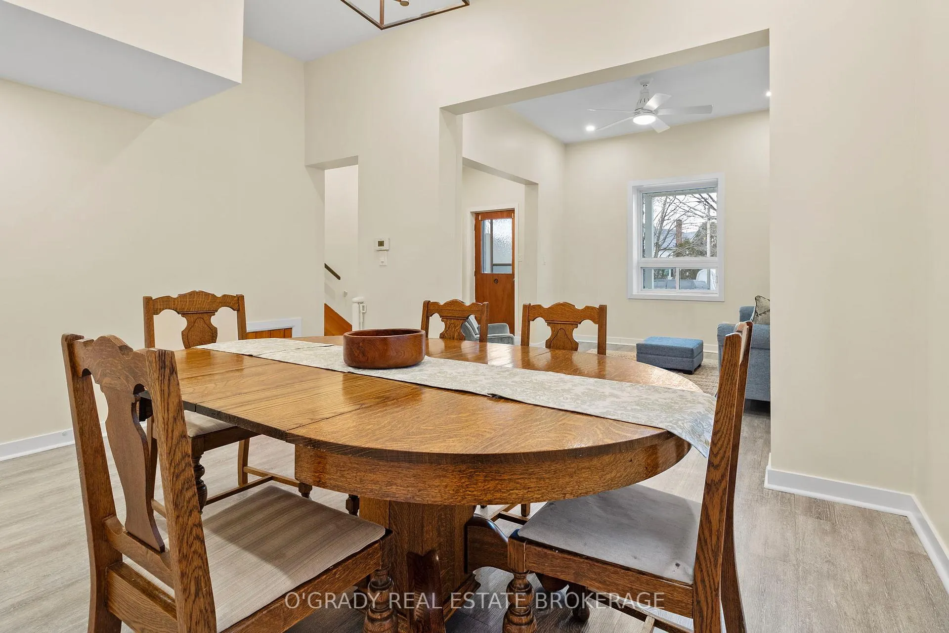 Photo 20 of 26 Brouse Drive E, South Dundas, Iroquois — HOMEH
