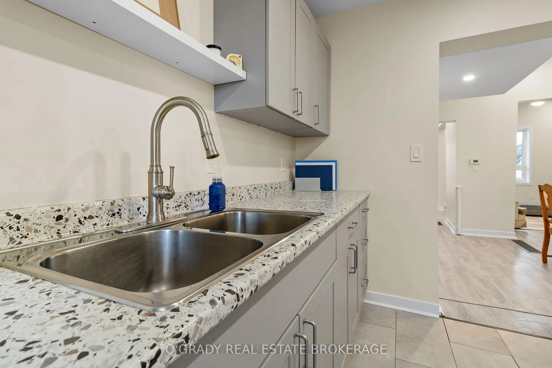 Photo 25 of 26 Brouse Drive E, South Dundas, Iroquois — HOMEH