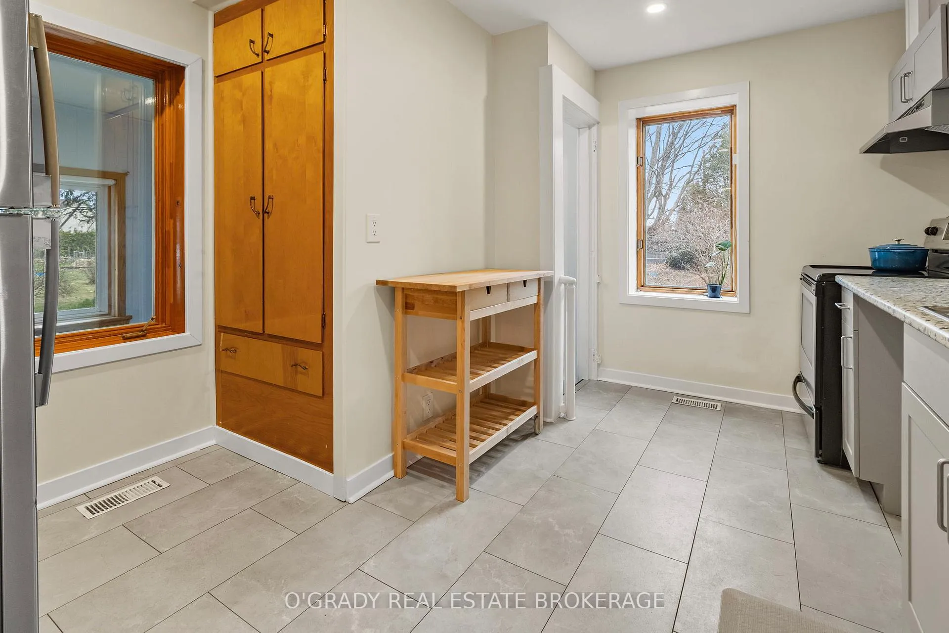 Photo 26 of 26 Brouse Drive E, South Dundas, Iroquois — HOMEH