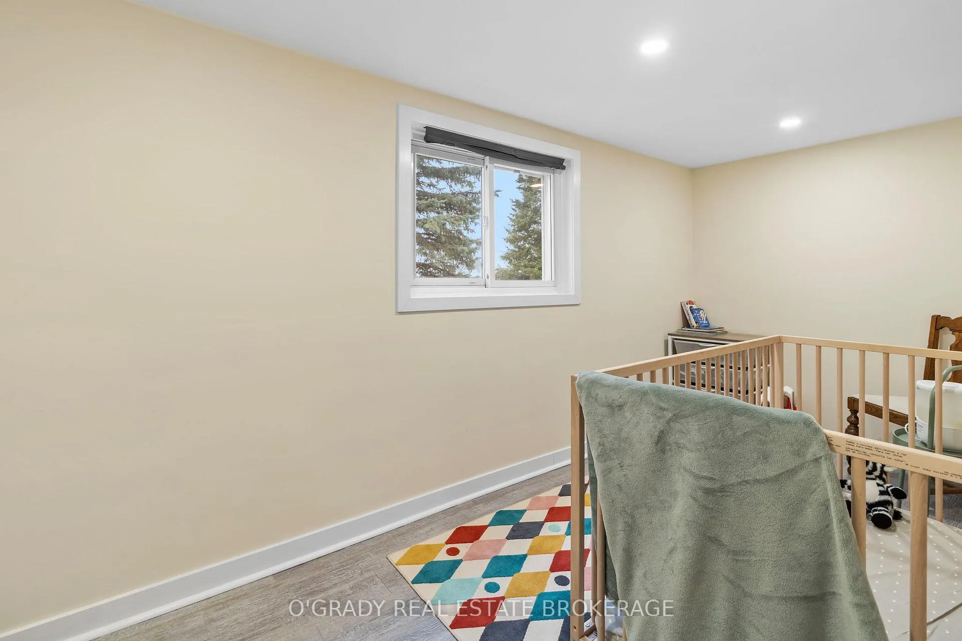Photo 35 of 26 Brouse Drive E, South Dundas, Iroquois — HOMEH