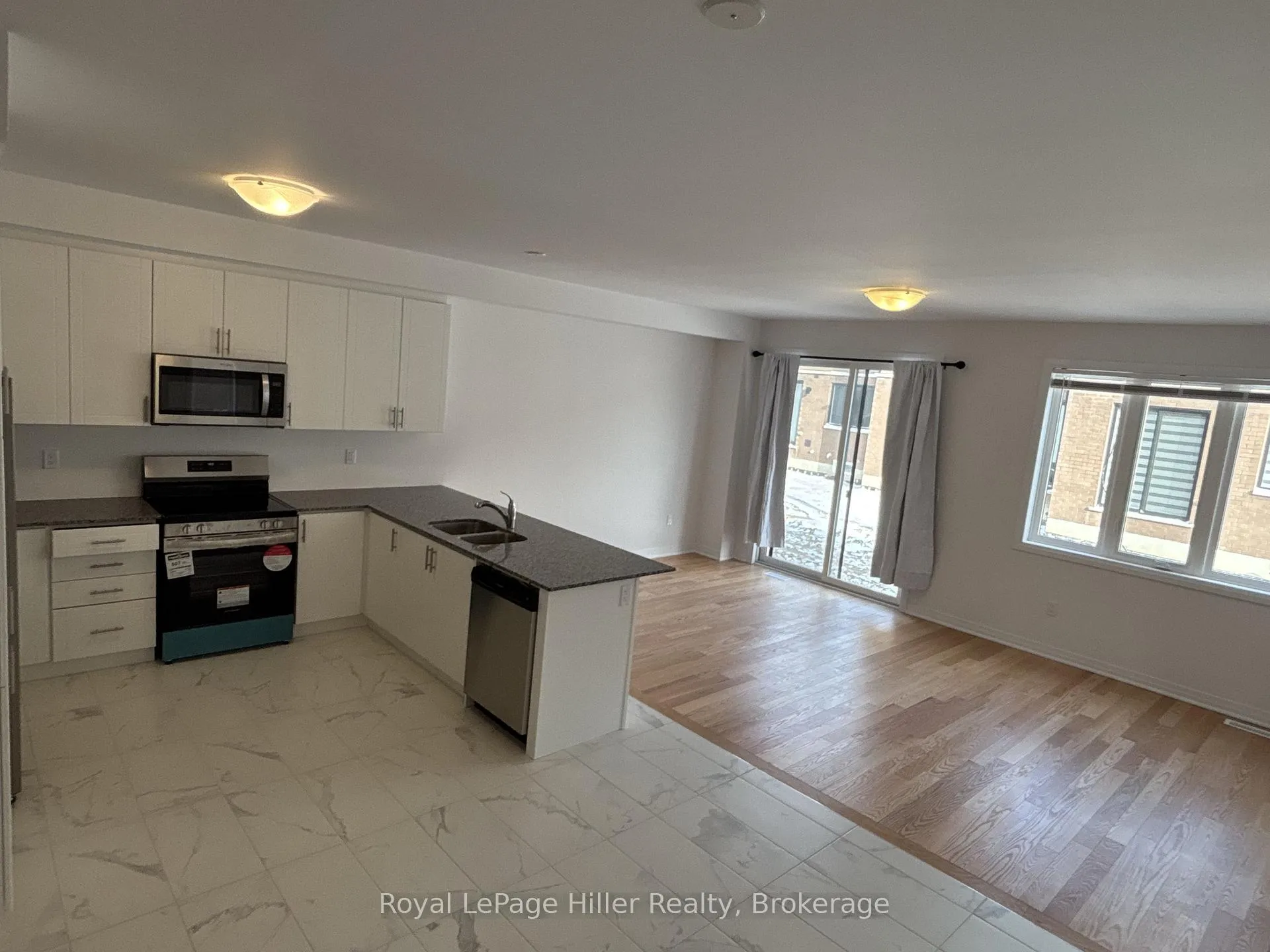 Photo 4 of 105 Manuel Street, Stratford — HOMEH