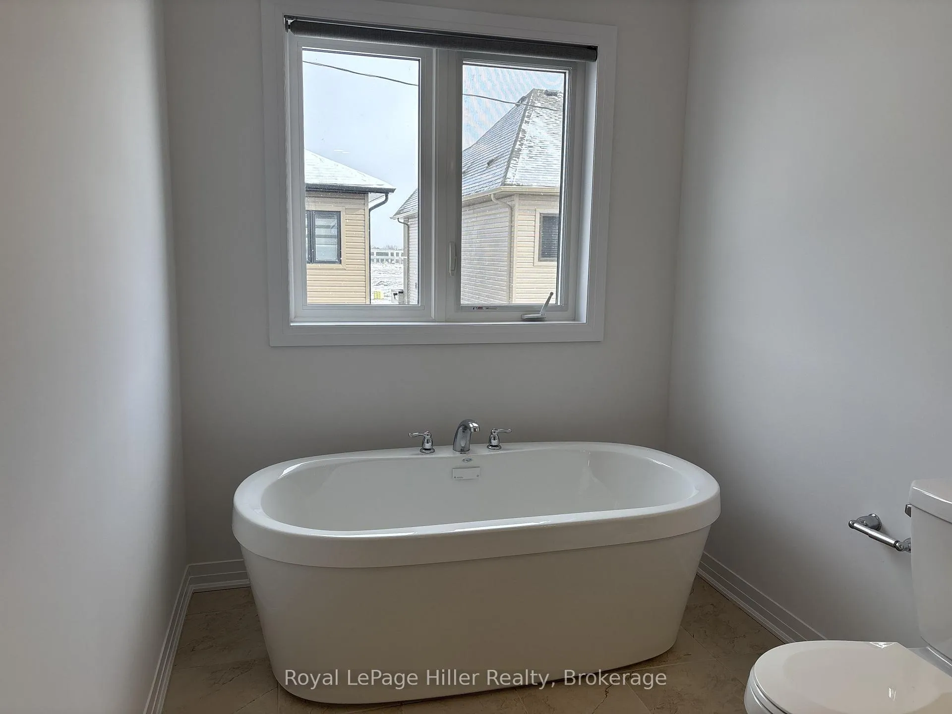Photo 11 of 105 Manuel Street, Stratford — HOMEH