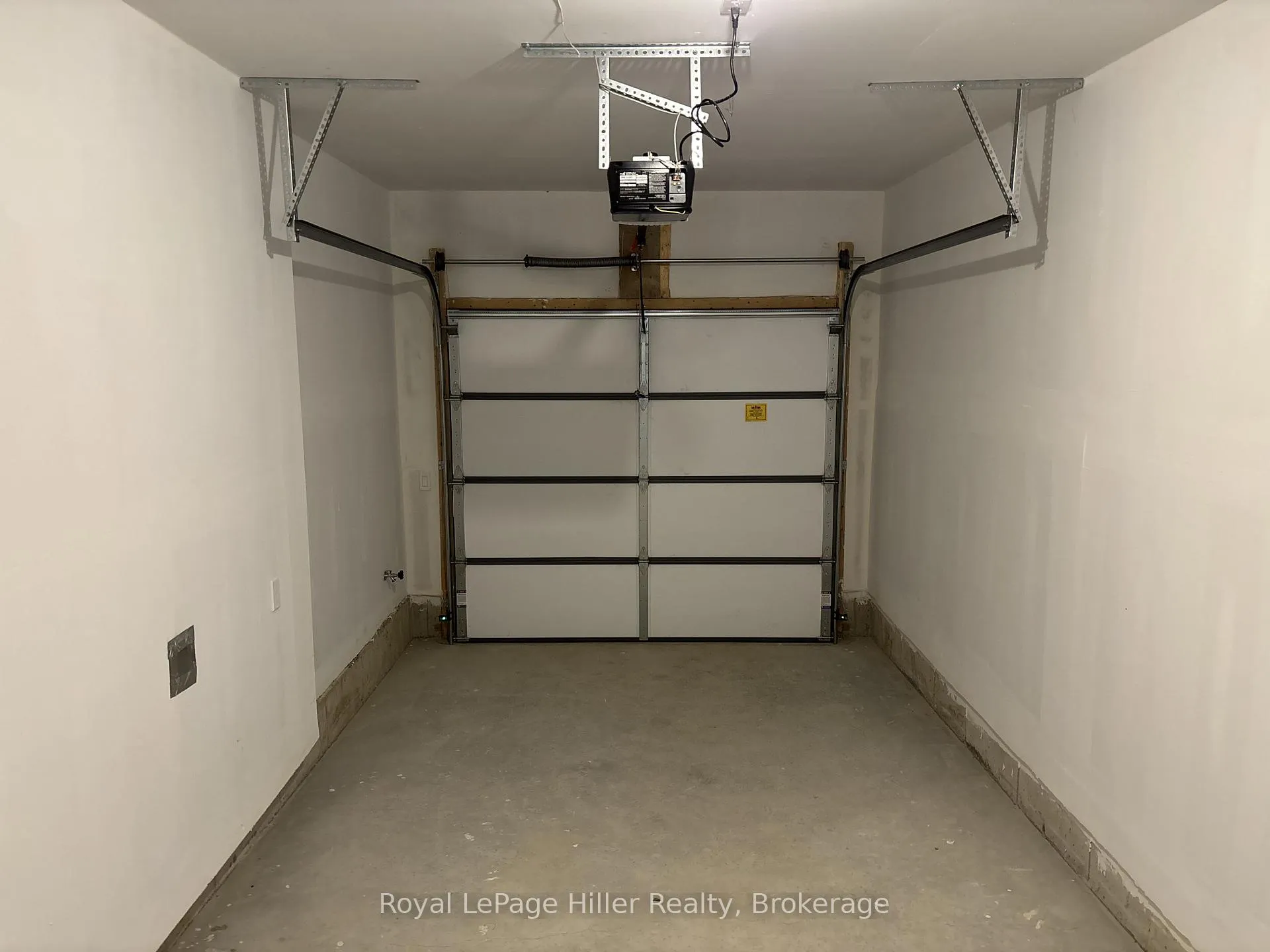 Photo 21 of 105 Manuel Street, Stratford — HOMEH