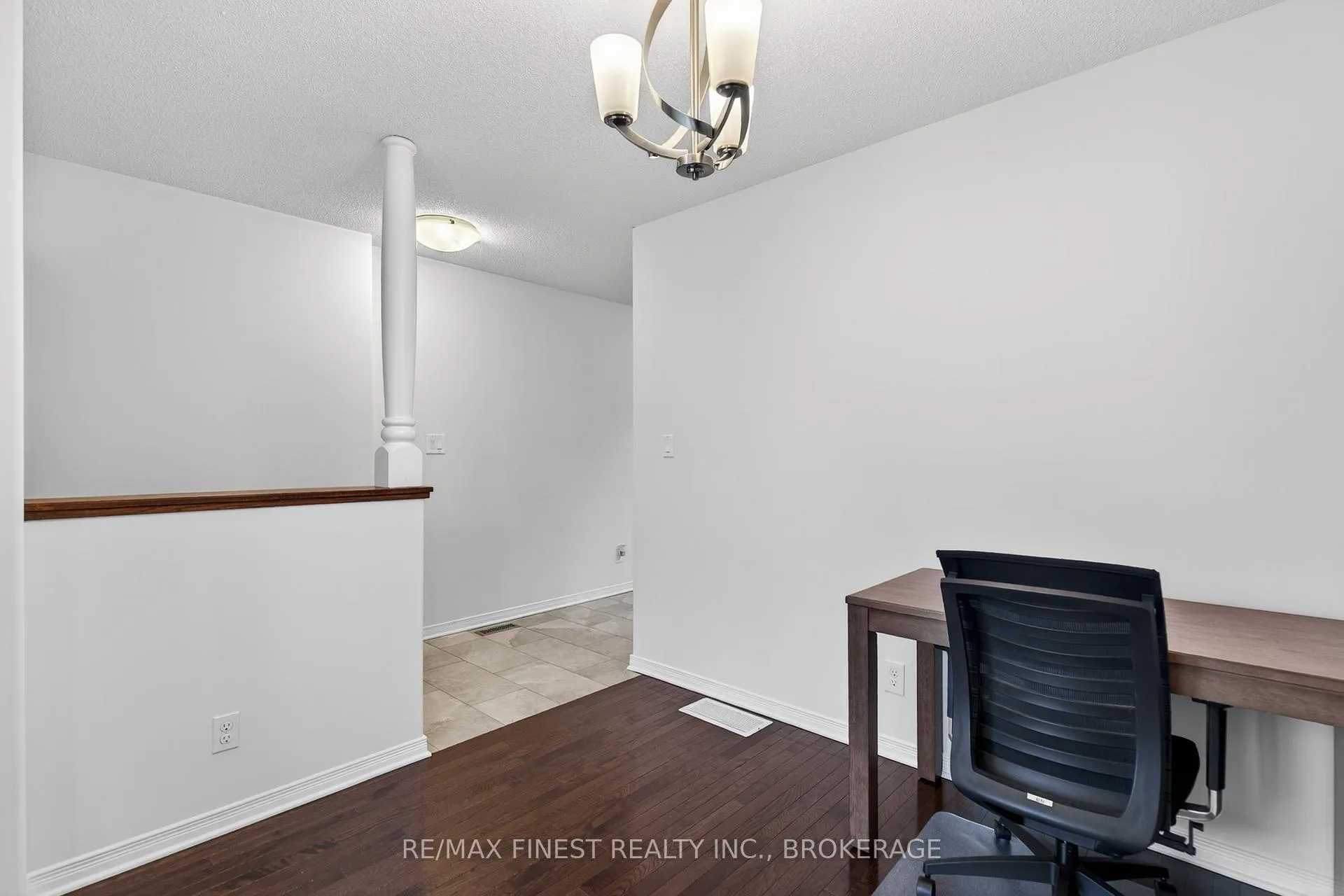 Photo 10 of 608 Walters Street, Kingston, Kingston East (Incl Barret Crt) — HOMEH