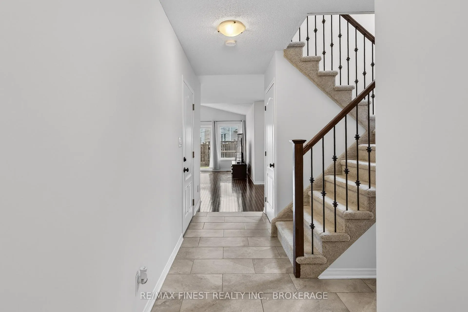 Photo 11 of 608 Walters Street, Kingston, Kingston East (Incl Barret Crt) — HOMEH
