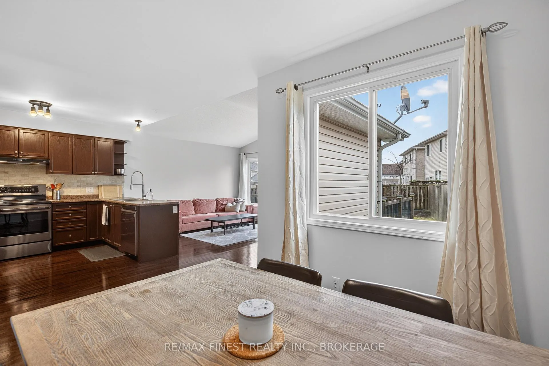 Photo 16 of 608 Walters Street, Kingston, Kingston East (Incl Barret Crt) — HOMEH