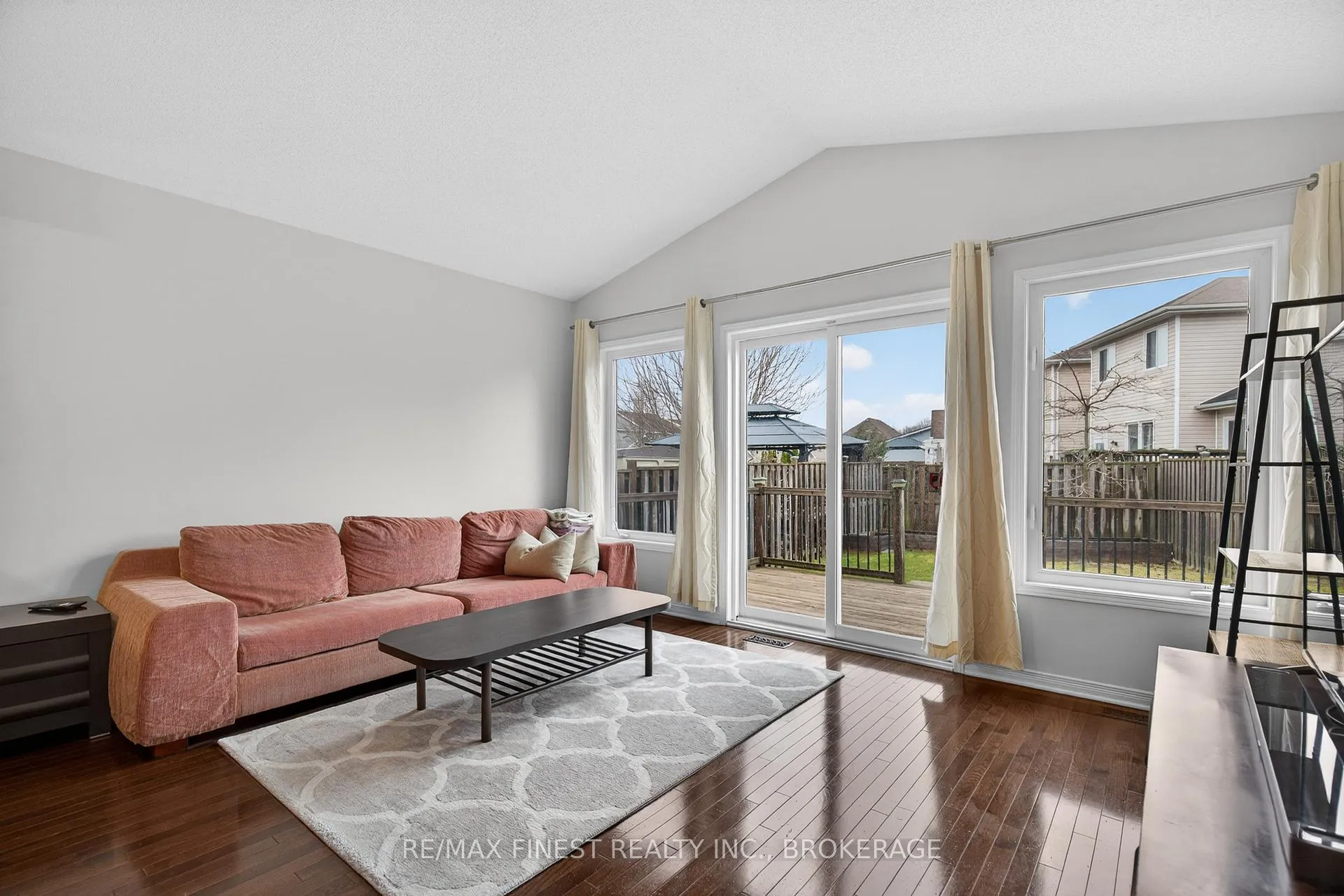 Photo 21 of 608 Walters Street, Kingston, Kingston East (Incl Barret Crt) — HOMEH