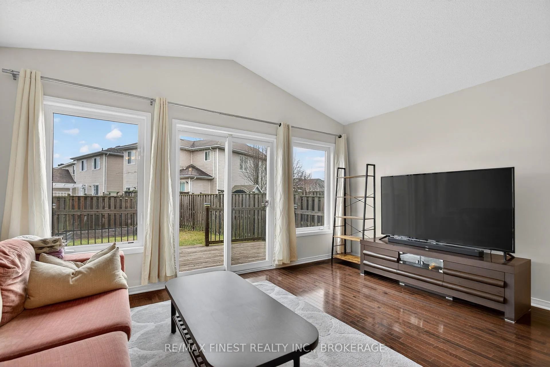 Photo 22 of 608 Walters Street, Kingston, Kingston East (Incl Barret Crt) — HOMEH