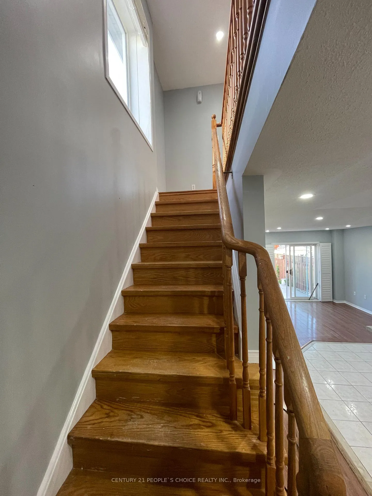 Photo 12 of Unit Upper, 169 Willow Park Drive, Brampton, Sandringham-Wellington — HOMEH