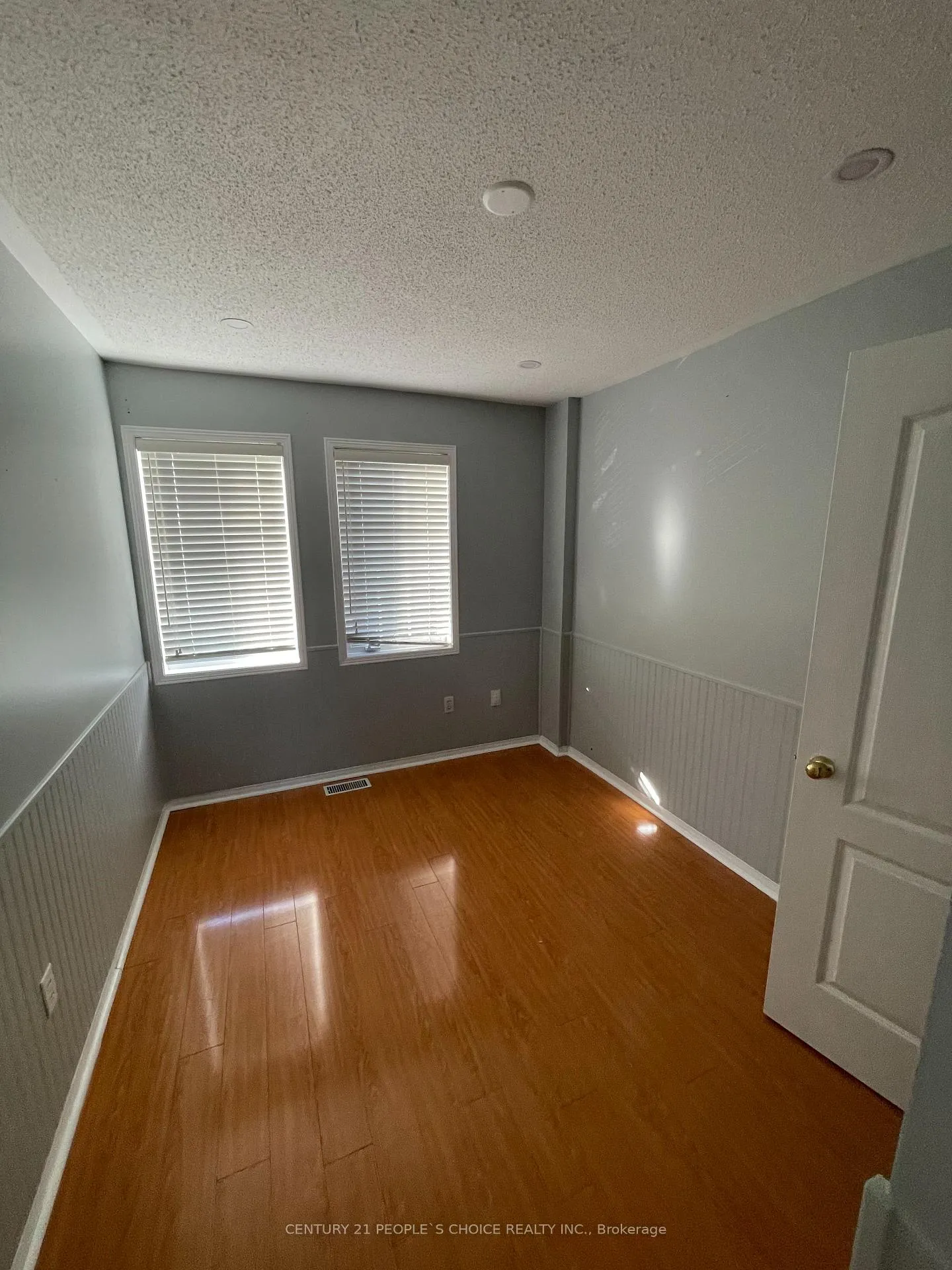 Photo 13 of Unit Upper, 169 Willow Park Drive, Brampton, Sandringham-Wellington — HOMEH